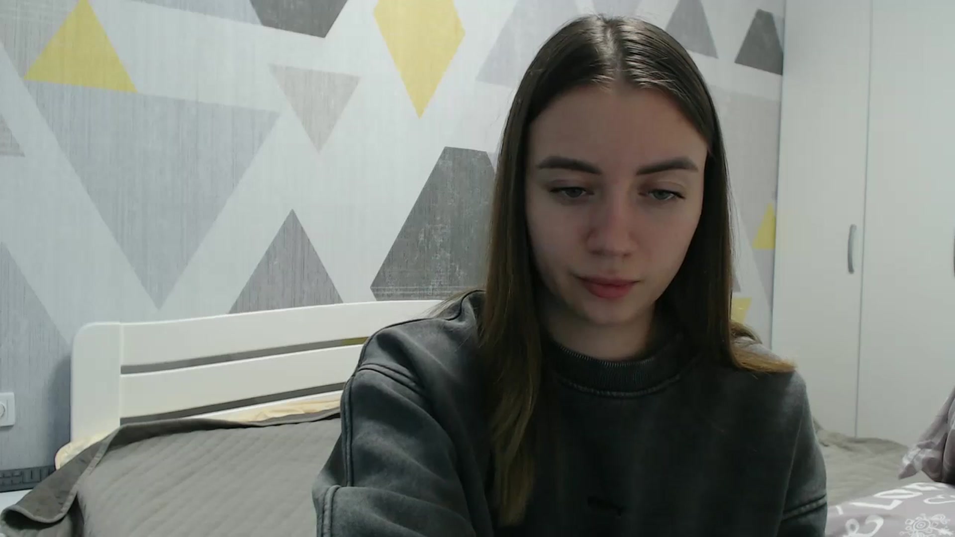 Gallery image thumbnail from Sulfate0's myfreecams stream on, 11/19/2025, 13:41 image 5 of 20