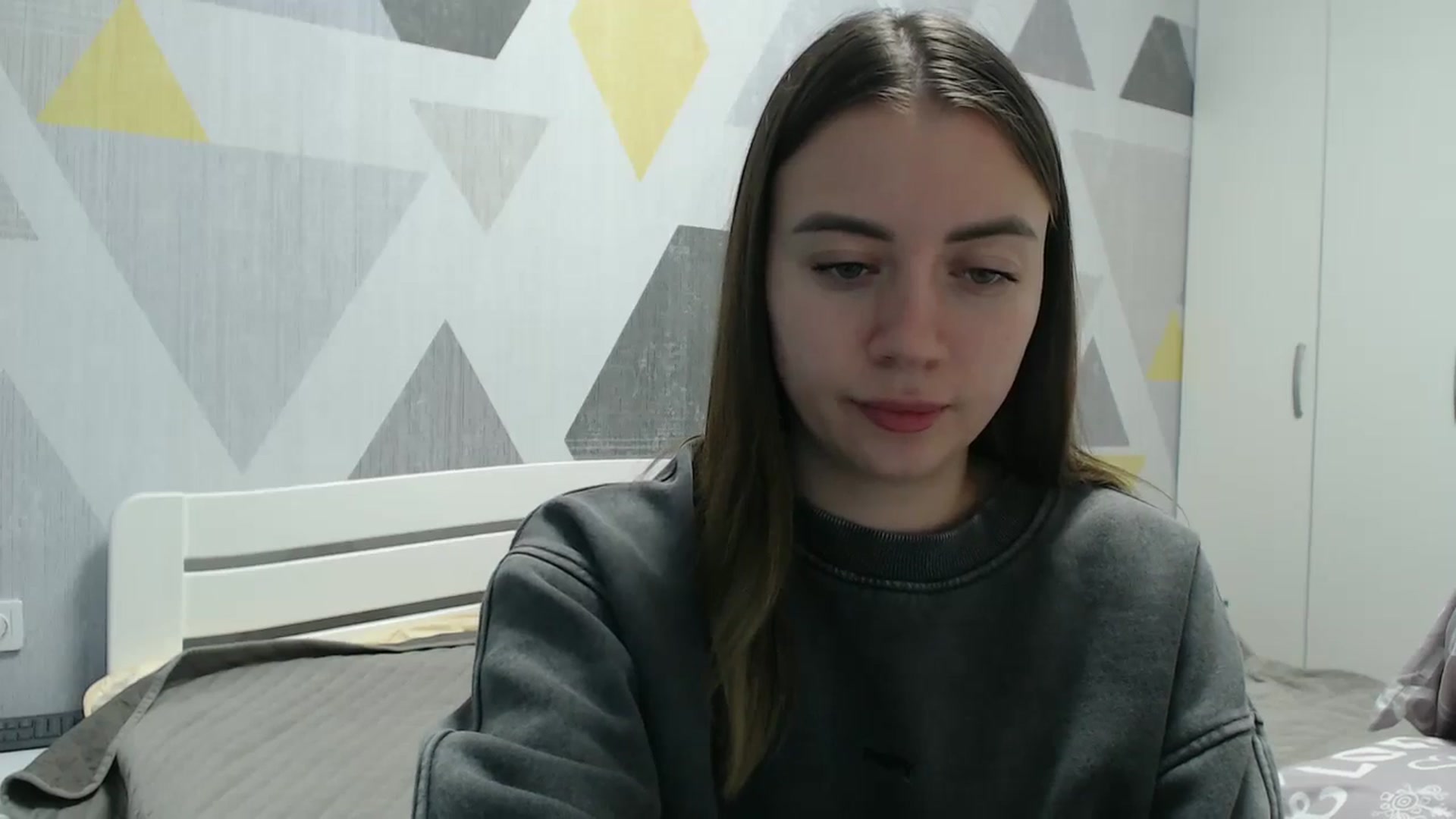 Gallery image thumbnail from Sulfate0's myfreecams stream on, 11/19/2025, 13:41 image 13 of 20