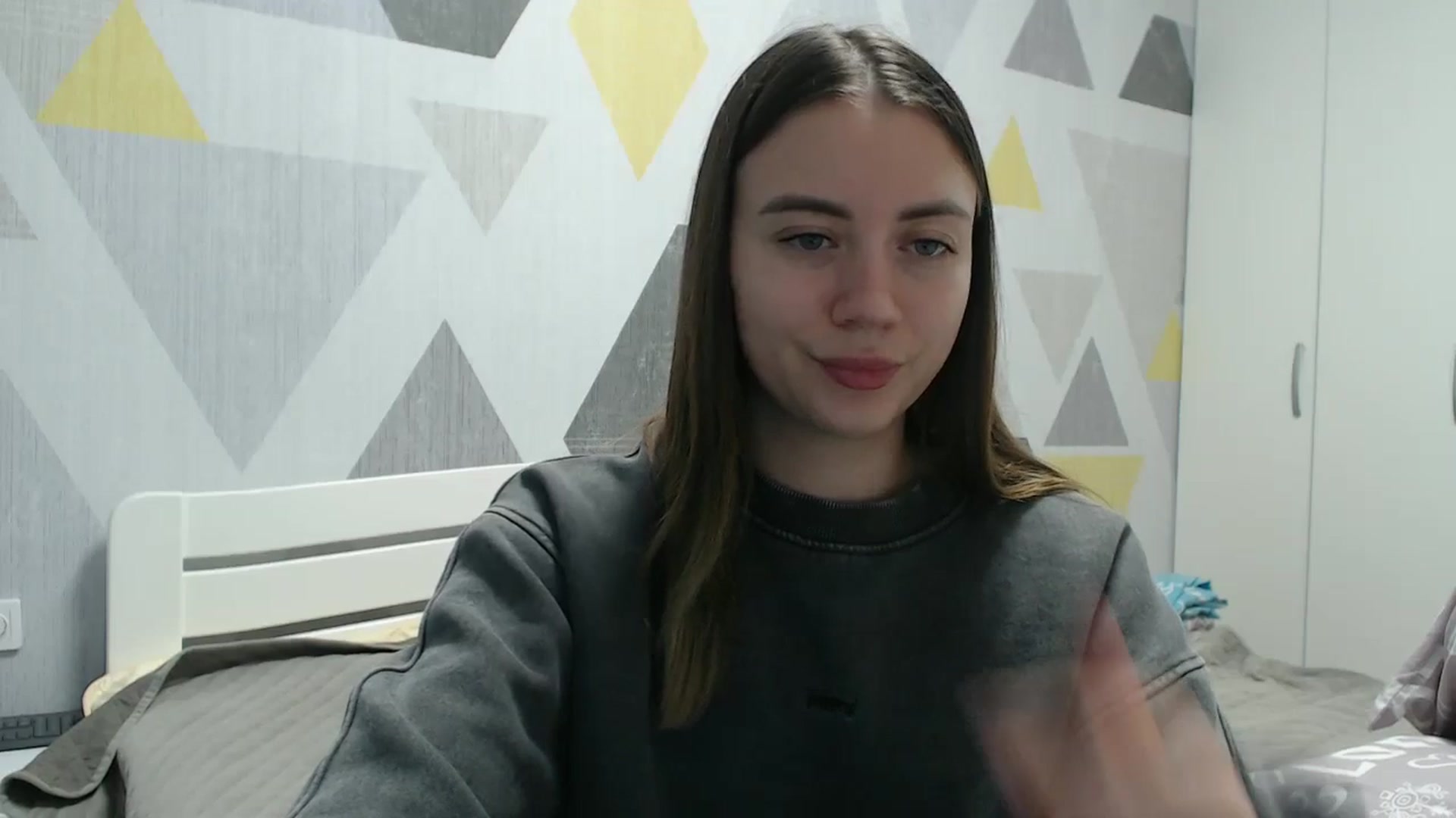 Gallery image thumbnail from Sulfate0's myfreecams stream on, 11/19/2025, 13:41 image 19 of 20
