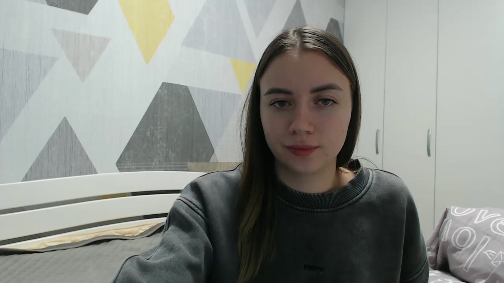 Gallery image thumbnail from Sulfate0's myfreecams stream on, 11/19/2025, 14:17 image 15 of 20