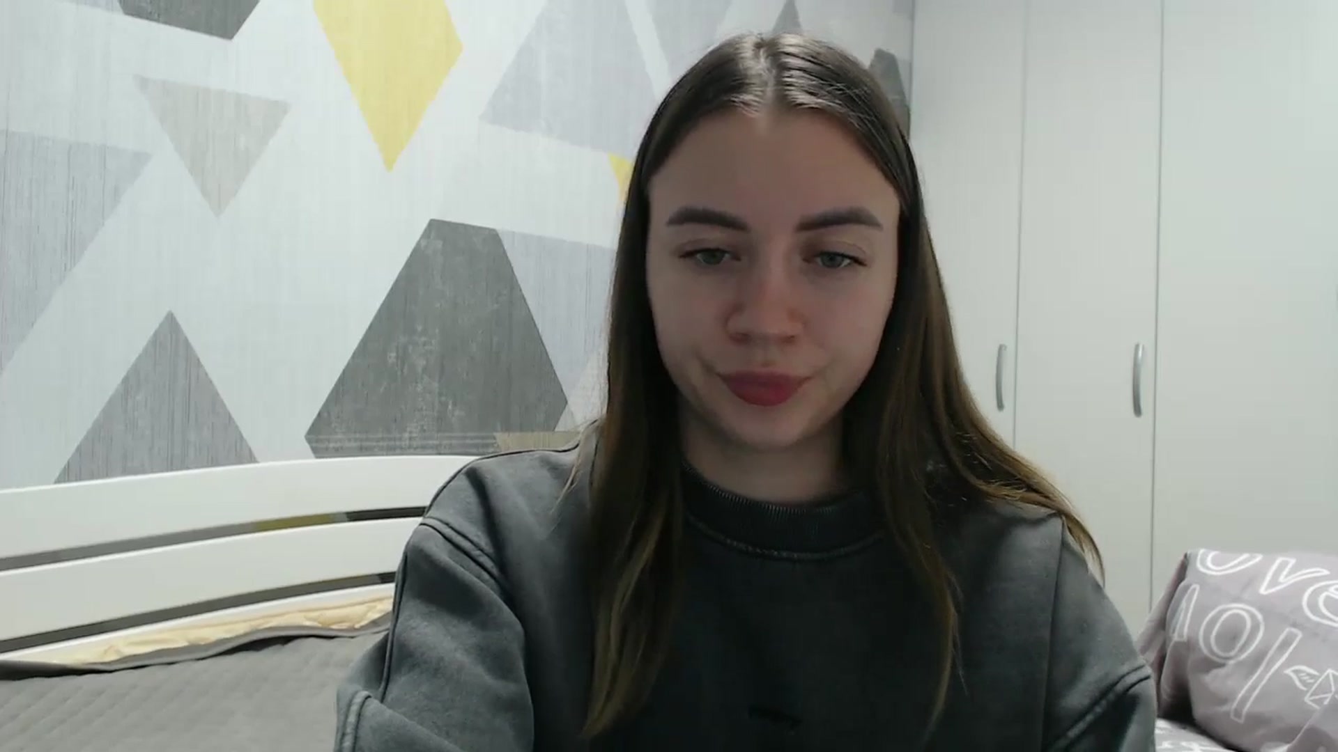 Gallery image thumbnail from Sulfate0's myfreecams stream on, 11/19/2025, 14:17 image 5 of 20