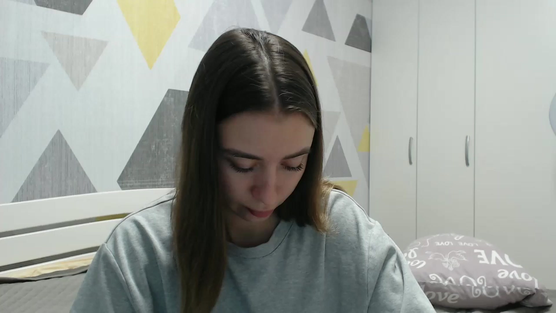 Gallery image thumbnail from Sulfate0's myfreecams stream on, 11/20/2025, 08:49 image 17 of 20