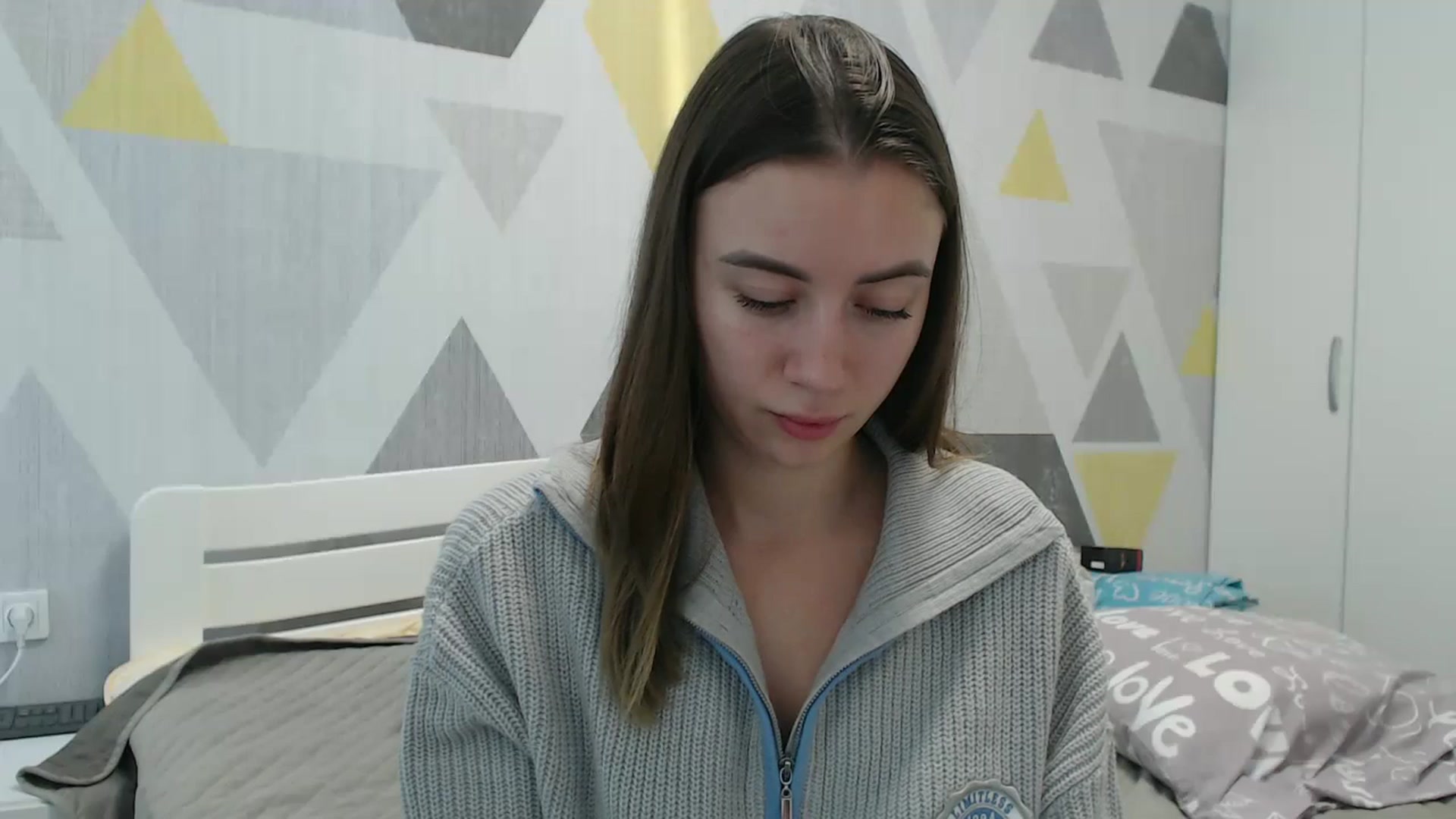Gallery image thumbnail from Sulfate0's myfreecams stream on, 11/21/2025, 12:23 image 20 of 20