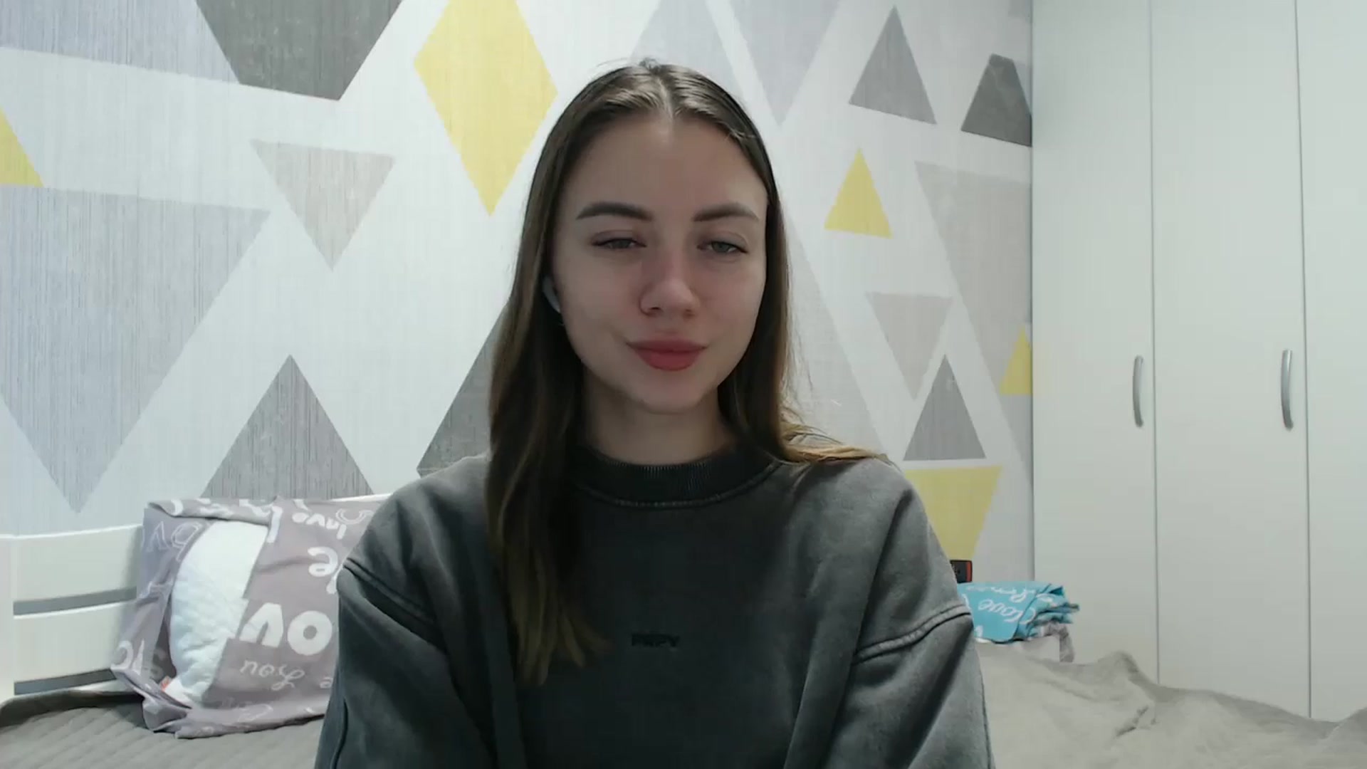 Gallery image thumbnail from Sulfate0's myfreecams stream on, 11/23/2025, 10:18 image 13 of 20
