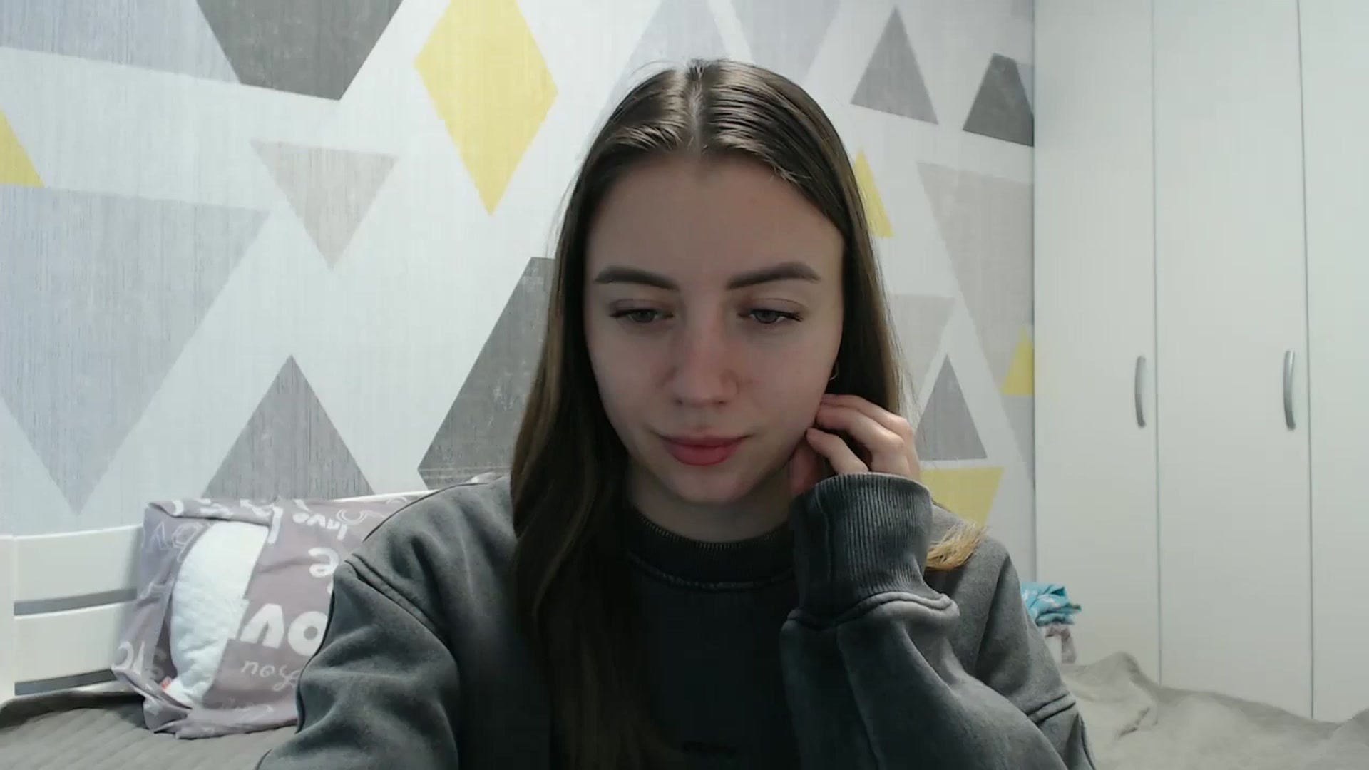 Gallery image thumbnail from Sulfate0's myfreecams stream on, 11/23/2025, 10:18 image 17 of 20