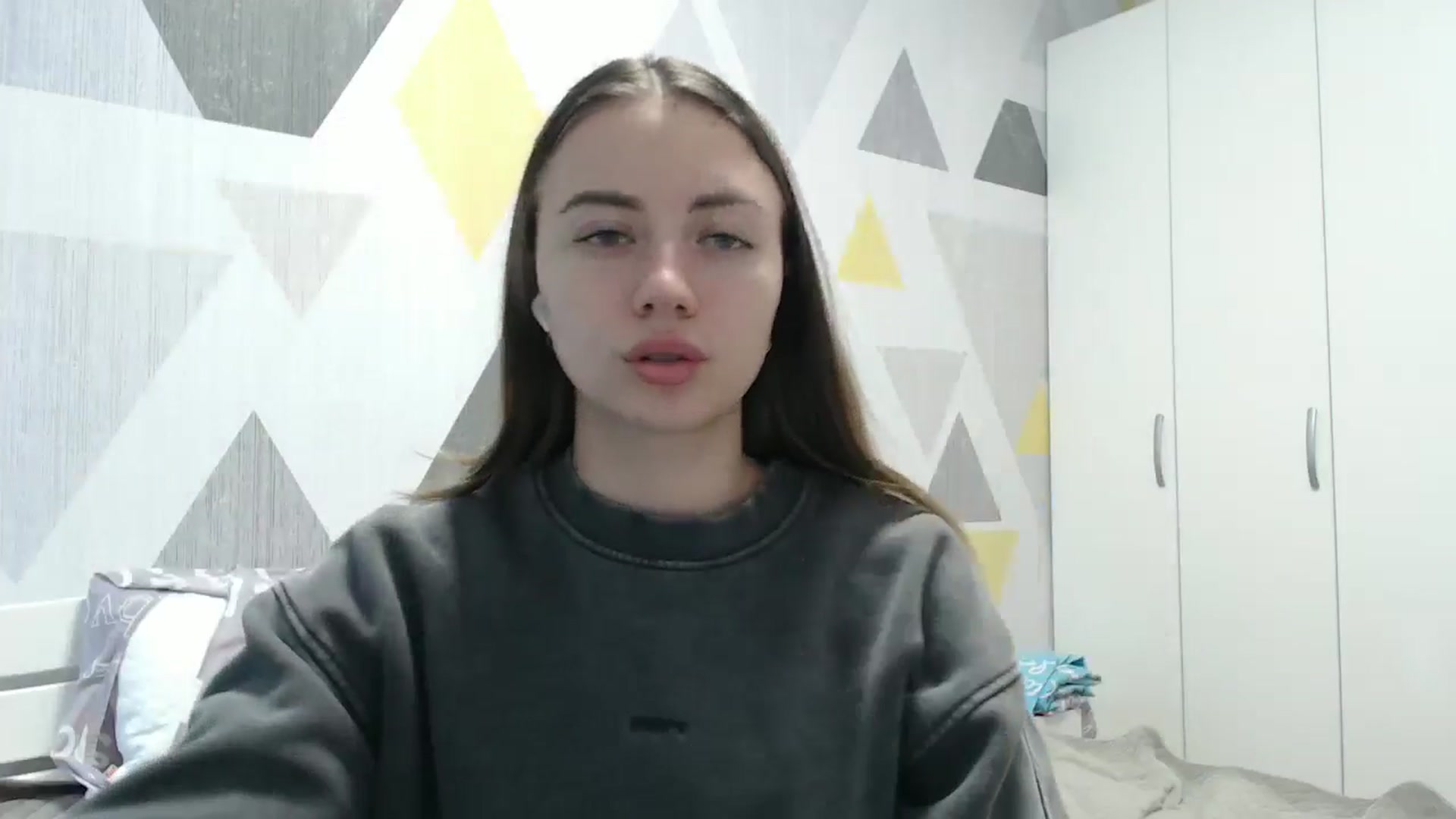 Gallery image thumbnail from Sulfate0's myfreecams stream on, 11/23/2025, 10:18 image 3 of 20