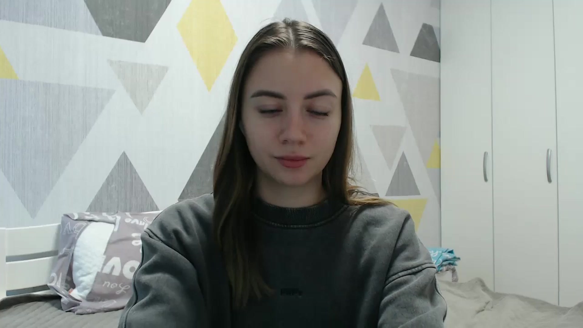 Gallery image thumbnail from Sulfate0's myfreecams stream on, 11/23/2025, 10:18 image 12 of 20