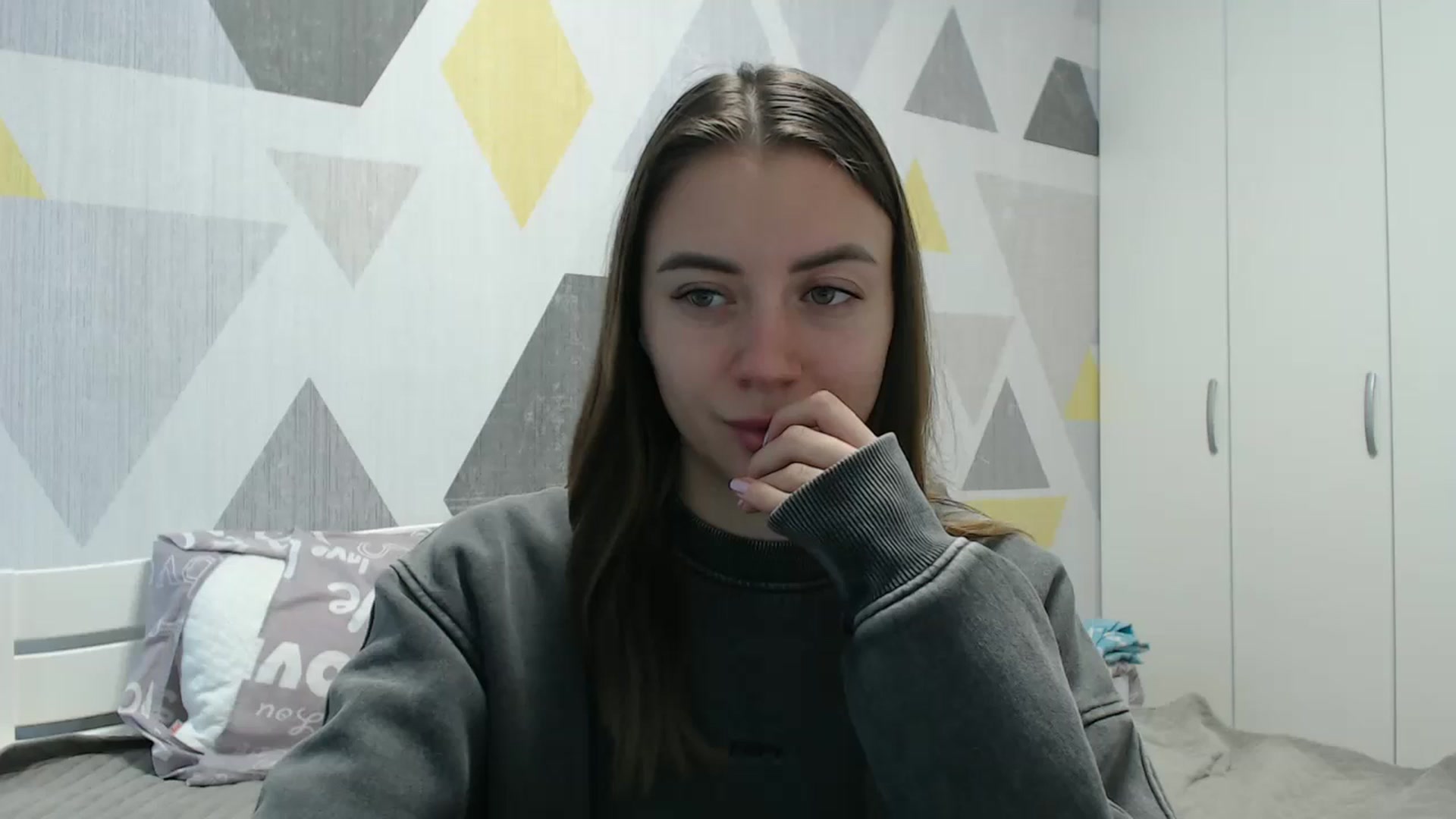 Gallery image thumbnail from Sulfate0's myfreecams stream on, 11/23/2025, 10:18 image 14 of 20