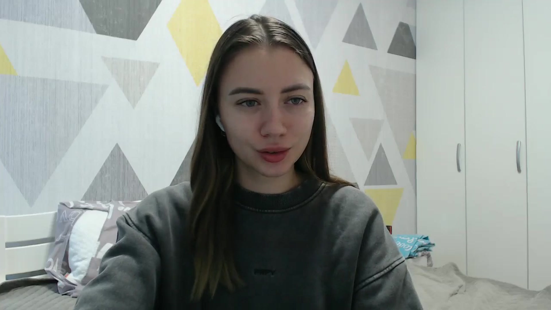 Gallery image thumbnail from Sulfate0's myfreecams stream on, 11/23/2025, 10:18 image 10 of 20