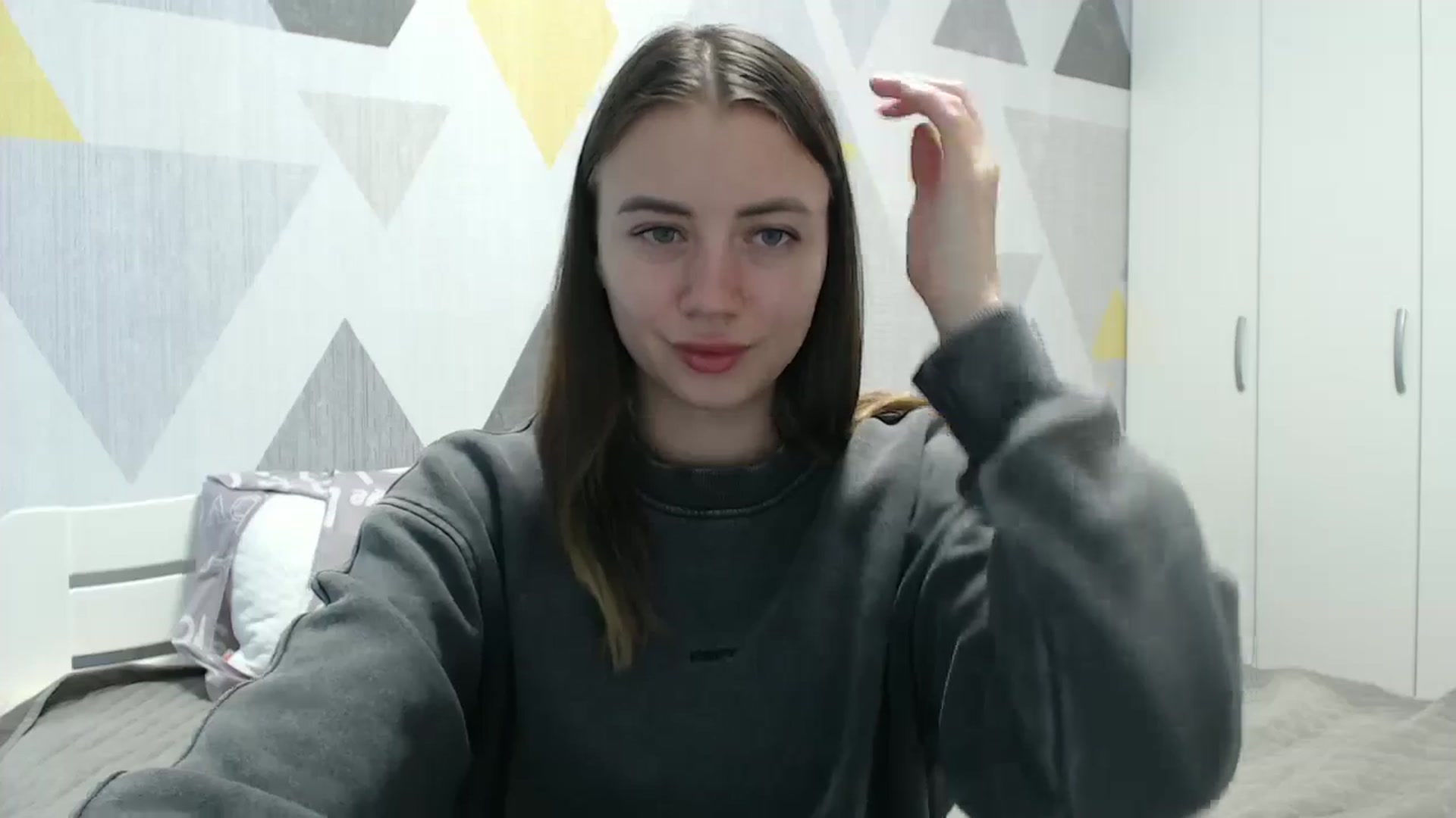 Gallery image thumbnail from Sulfate0's myfreecams stream on, 11/23/2025, 11:36 image 12 of 20