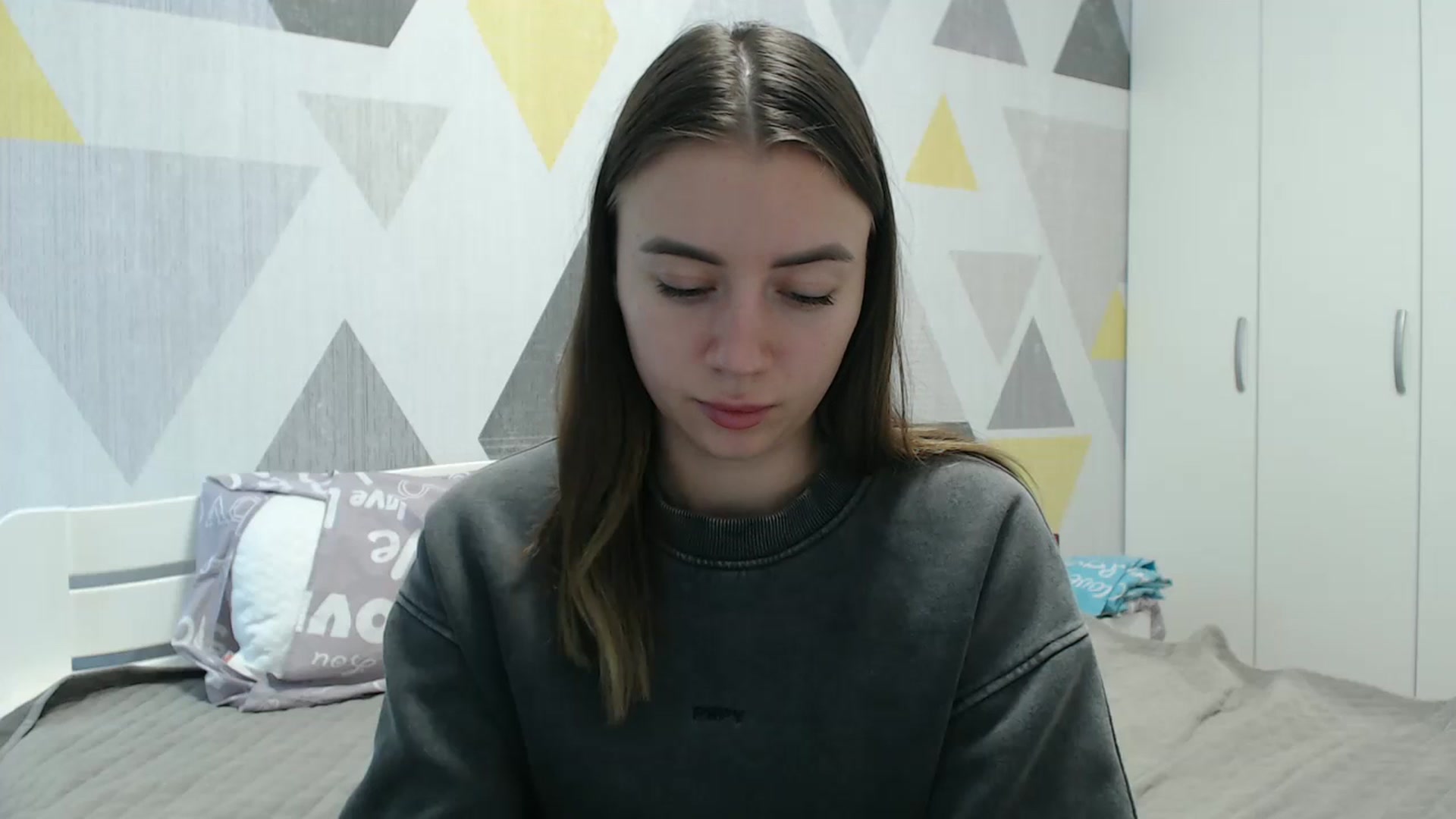 Gallery image thumbnail from Sulfate0's myfreecams stream on, 11/23/2025, 11:51 image 13 of 20