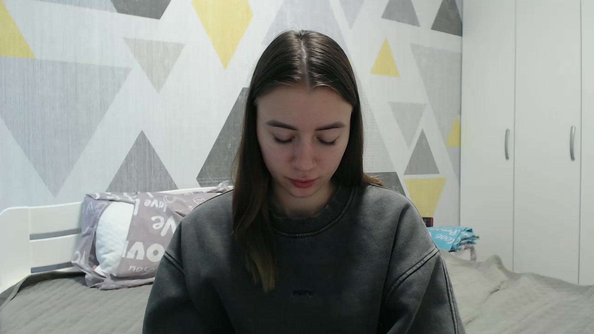 Gallery image thumbnail from Sulfate0's myfreecams stream on, 11/23/2025, 12:26 image 1 of 20