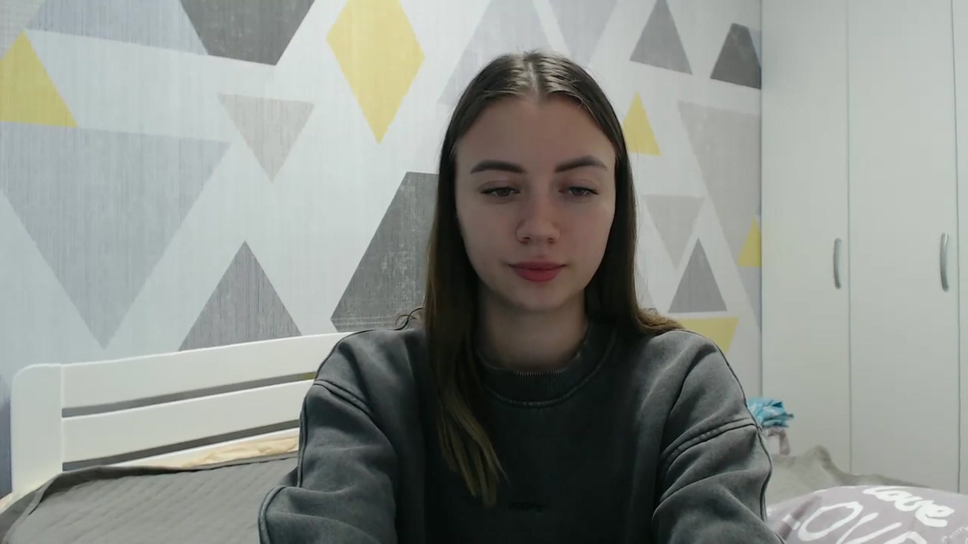 Gallery image thumbnail from Sulfate0's myfreecams stream on, 11/23/2025, 13:04 image 12 of 20