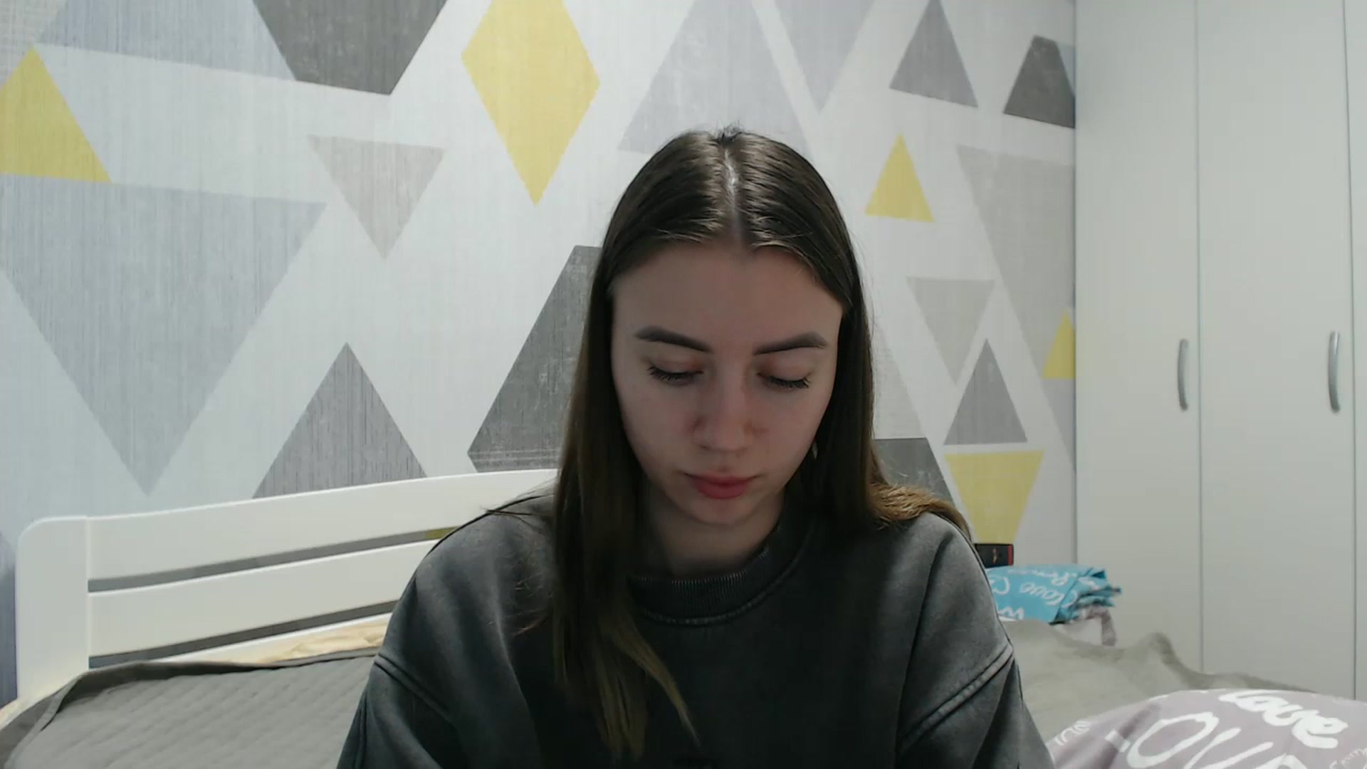 Gallery image thumbnail from Sulfate0's myfreecams stream on, 11/23/2025, 13:04 image 8 of 20