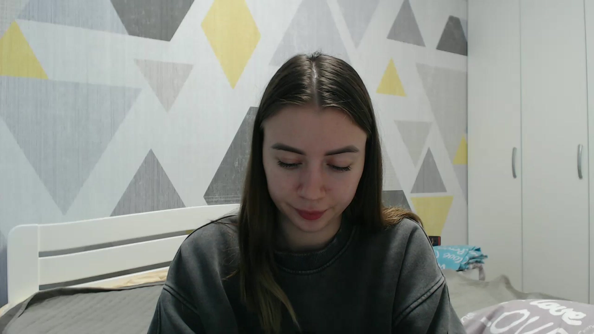 Gallery image thumbnail from Sulfate0's myfreecams stream on, 11/23/2025, 13:04 image 6 of 20