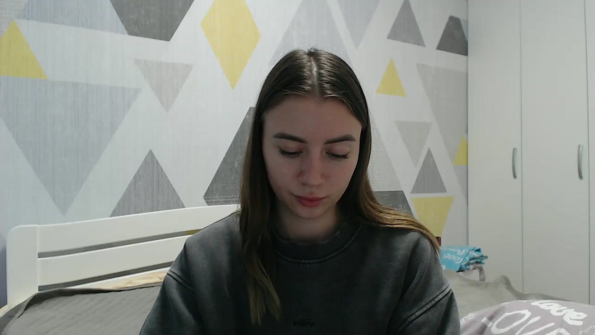 Gallery image thumbnail from Sulfate0's myfreecams stream on, 11/23/2025, 13:04 image 16 of 20