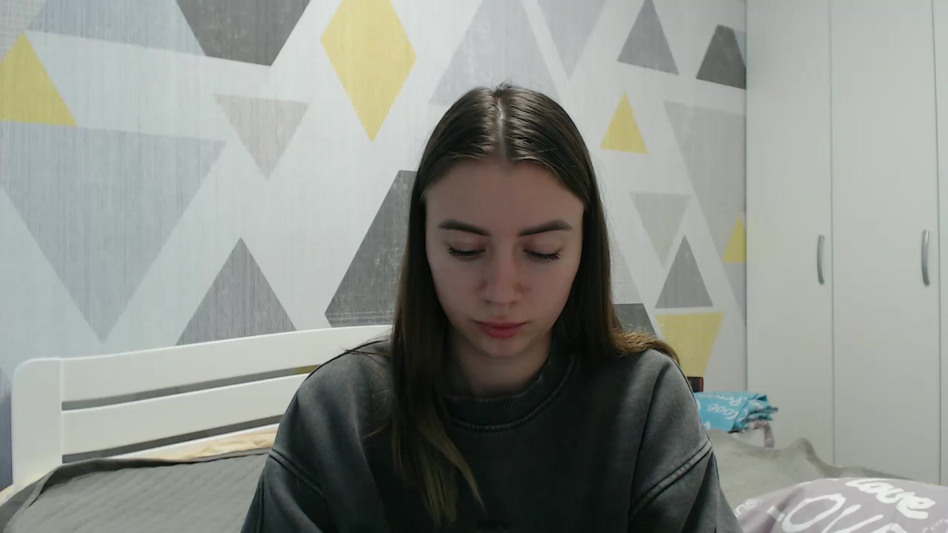Gallery image thumbnail from Sulfate0's myfreecams stream on, 11/23/2025, 13:04 image 7 of 20