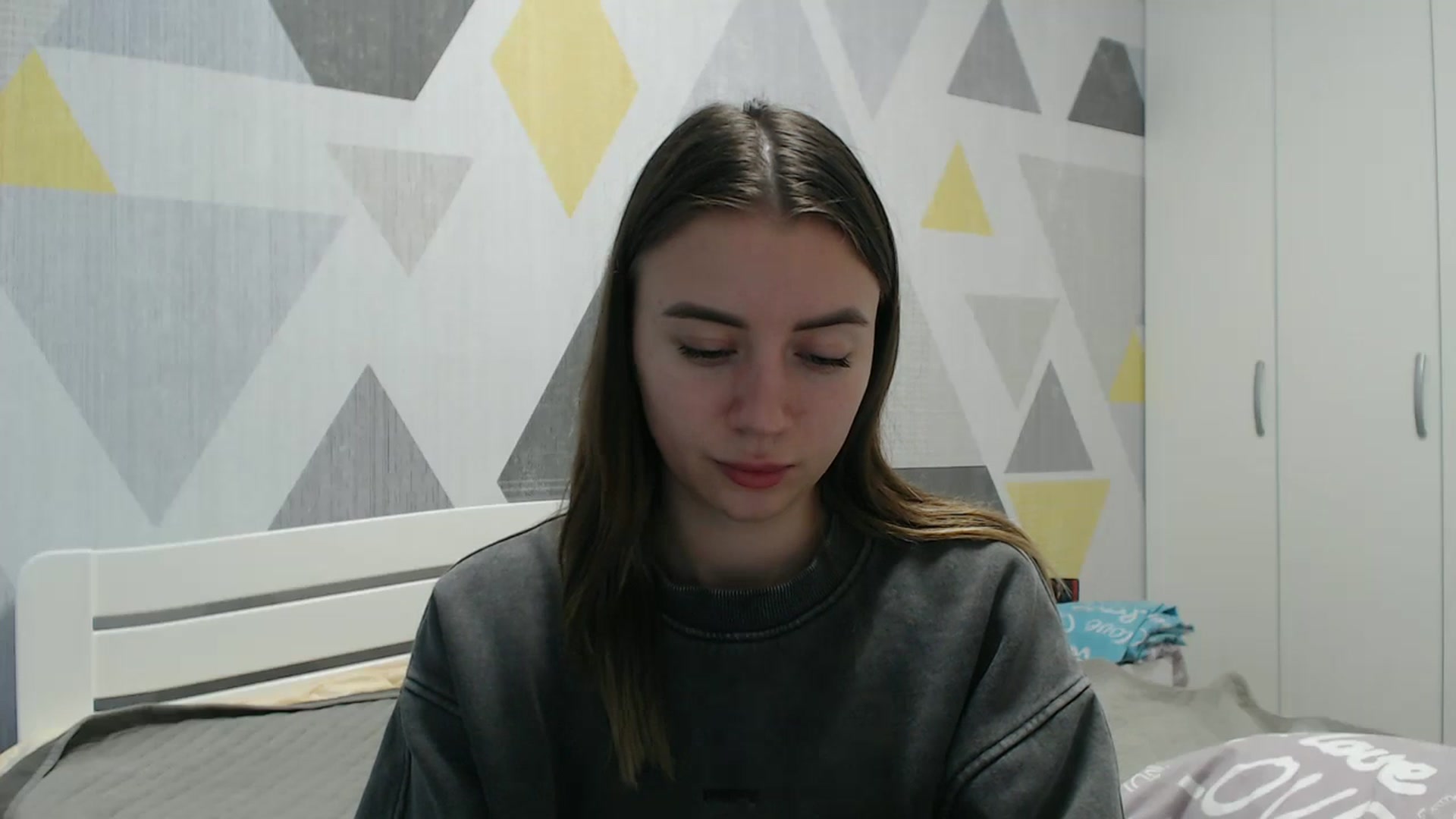 Gallery image thumbnail from Sulfate0's myfreecams stream on, 11/23/2025, 13:04 image 15 of 20