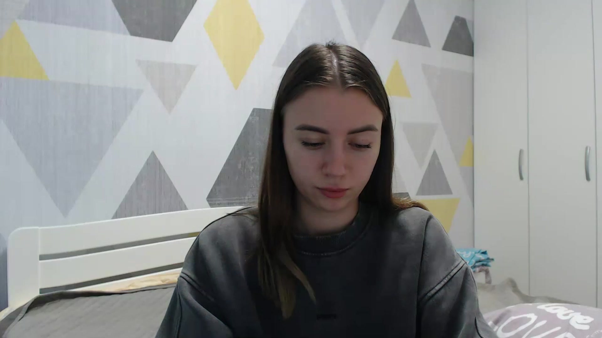 Gallery image thumbnail from Sulfate0's myfreecams stream on, 11/23/2025, 13:04 image 3 of 20