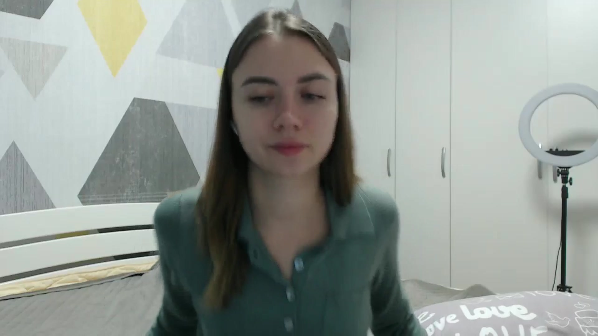 Gallery image thumbnail from Sulfate0's myfreecams stream on, 11/24/2025, 08:50 image 17 of 20
