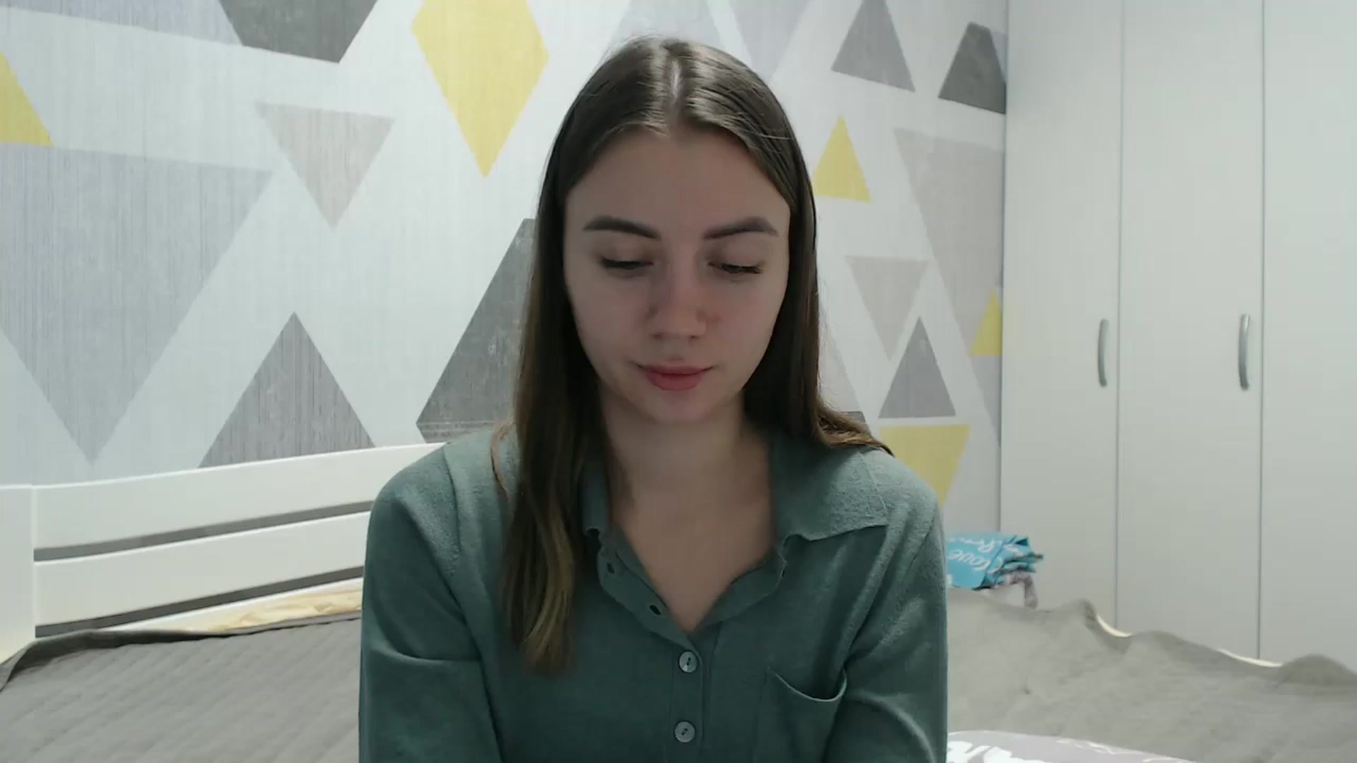 Gallery image thumbnail from Sulfate0's myfreecams stream on, 11/24/2025, 10:21 image 17 of 20