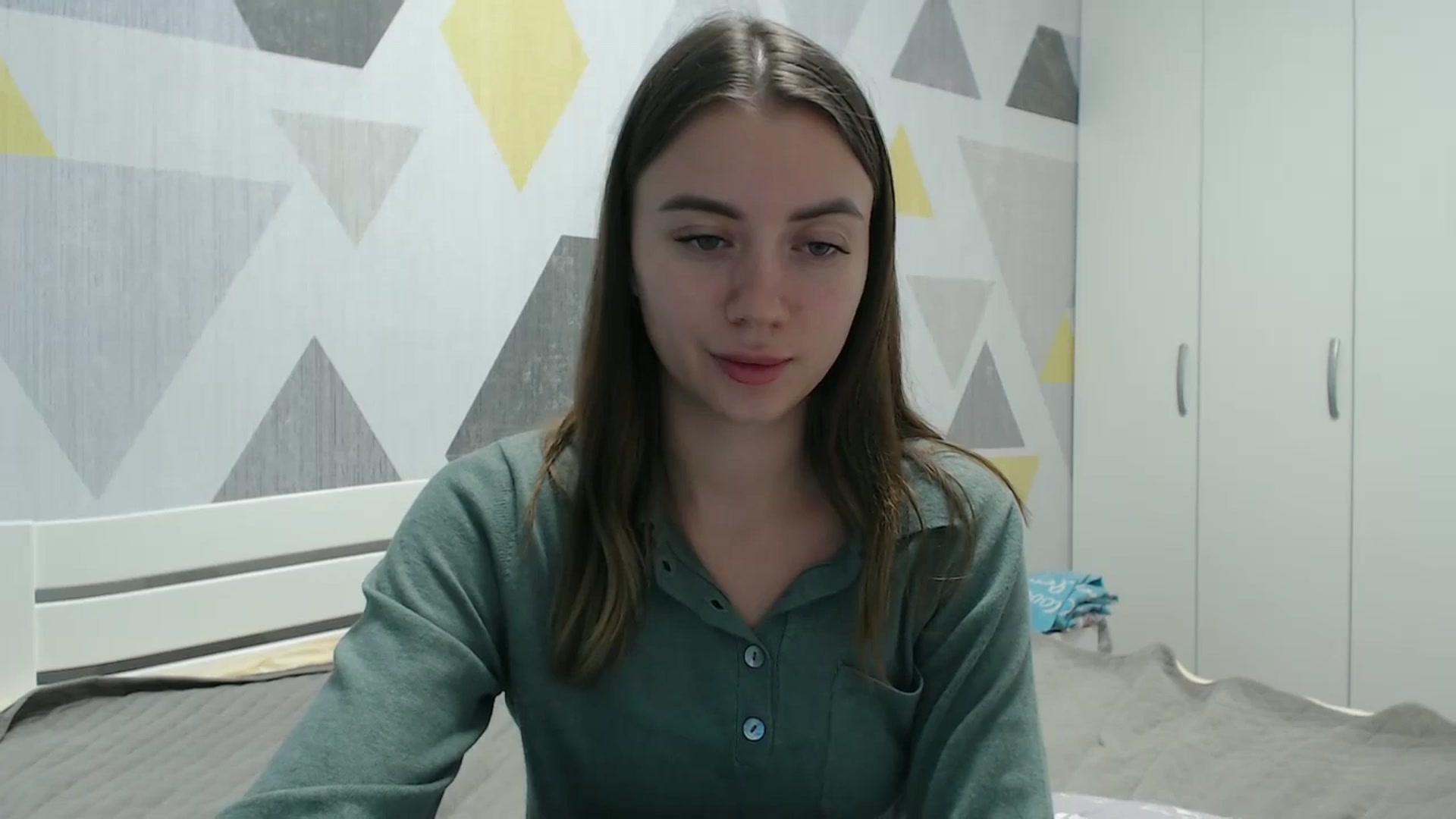 Gallery image thumbnail from Sulfate0's myfreecams stream on, 11/24/2025, 10:21 image 9 of 20
