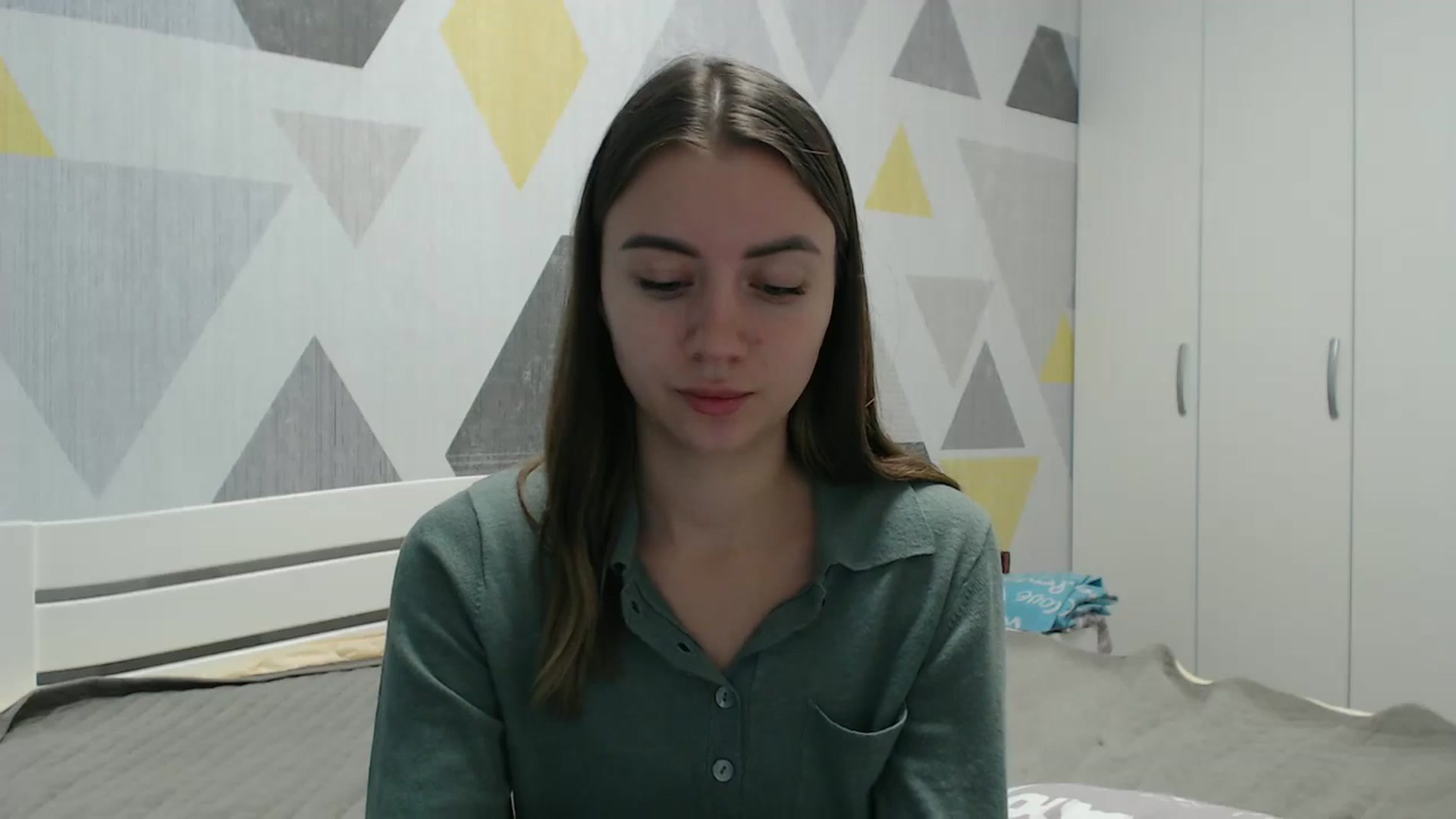 Gallery image thumbnail from Sulfate0's myfreecams stream on, 11/24/2025, 10:21 image 12 of 20
