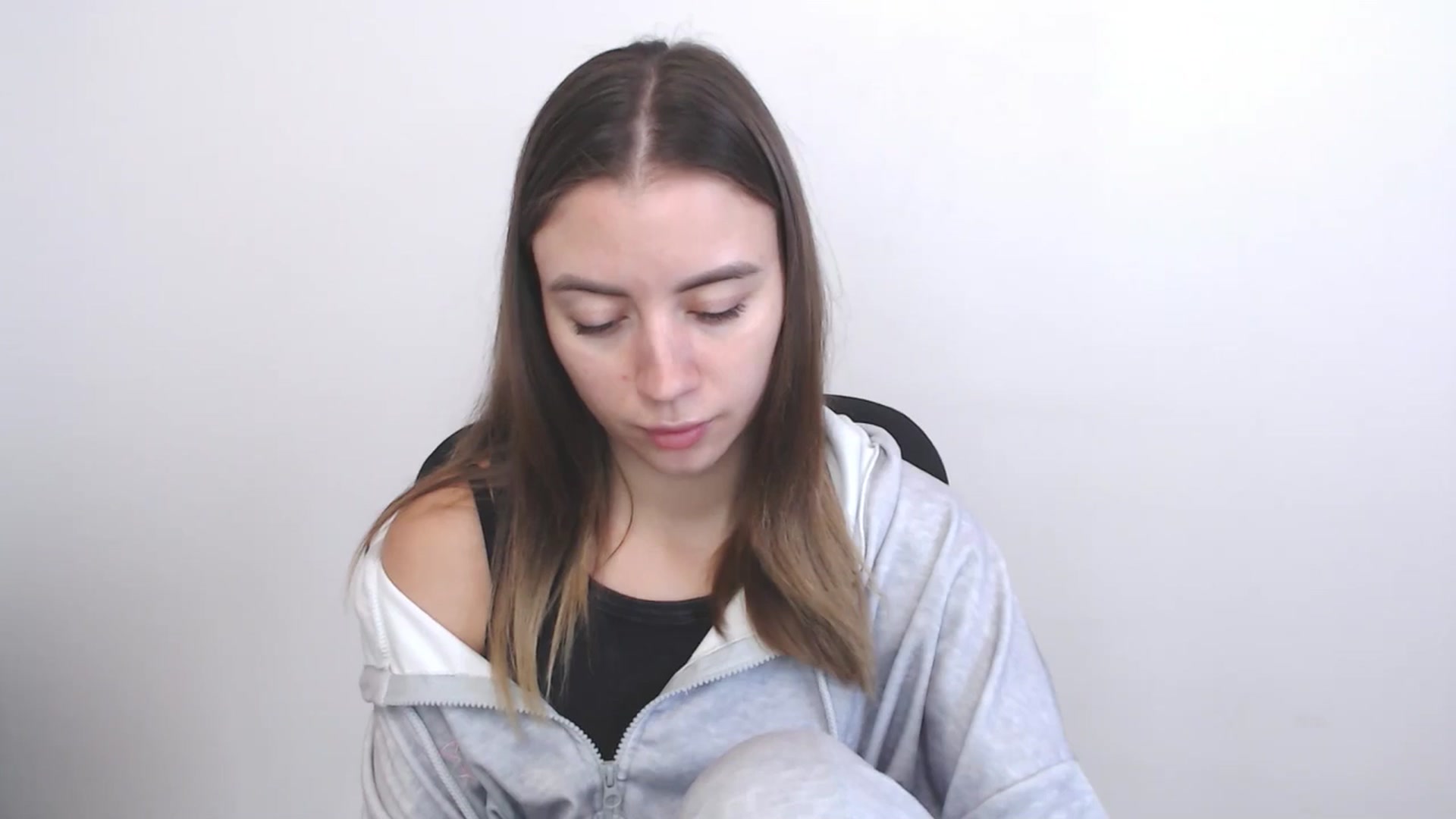 Gallery image thumbnail from Sulfate0's myfreecams stream on, 11/26/2025, 10:23 image 18 of 20