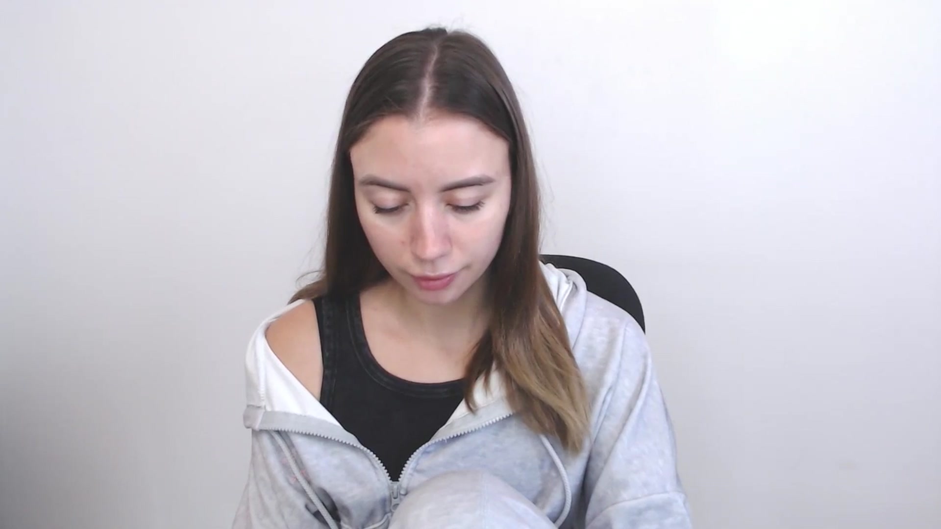 Gallery image thumbnail from Sulfate0's myfreecams stream on, 11/26/2025, 10:23 image 14 of 20