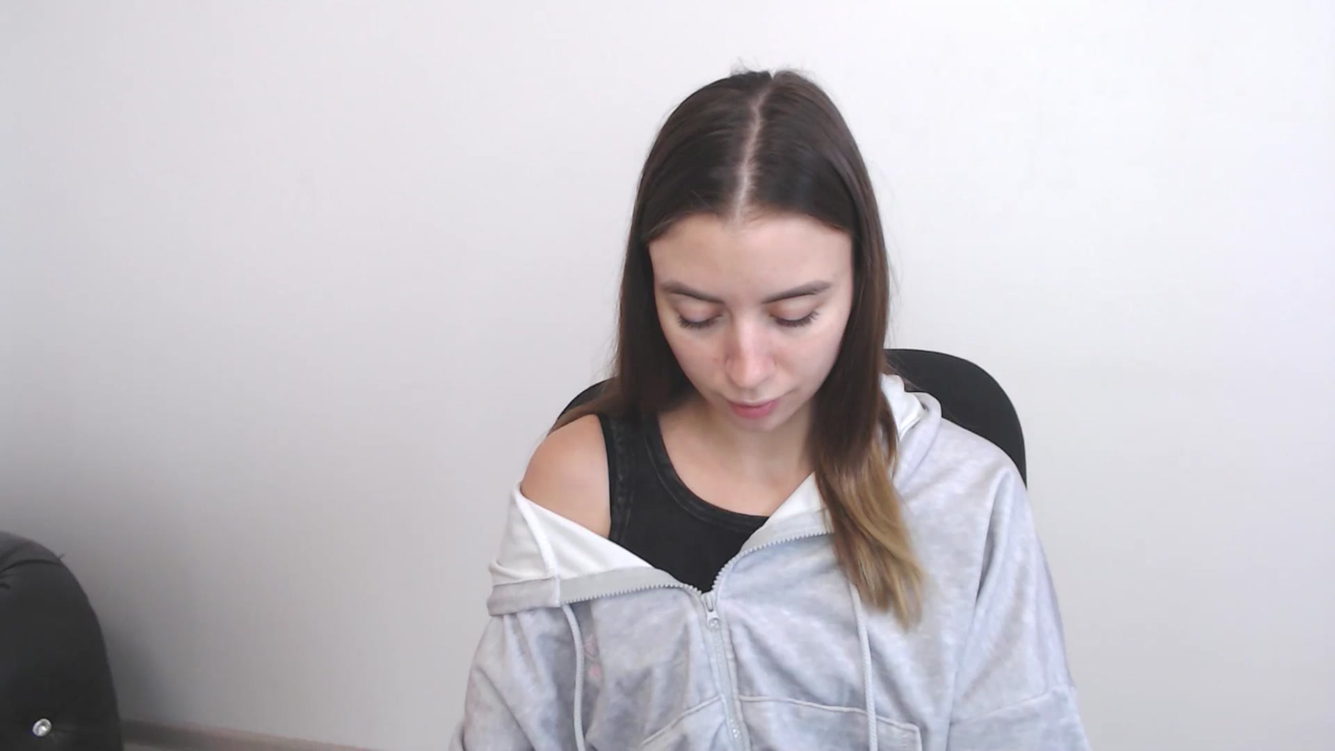 Gallery image thumbnail from Sulfate0's myfreecams stream on, 11/26/2025, 11:45 image 3 of 20