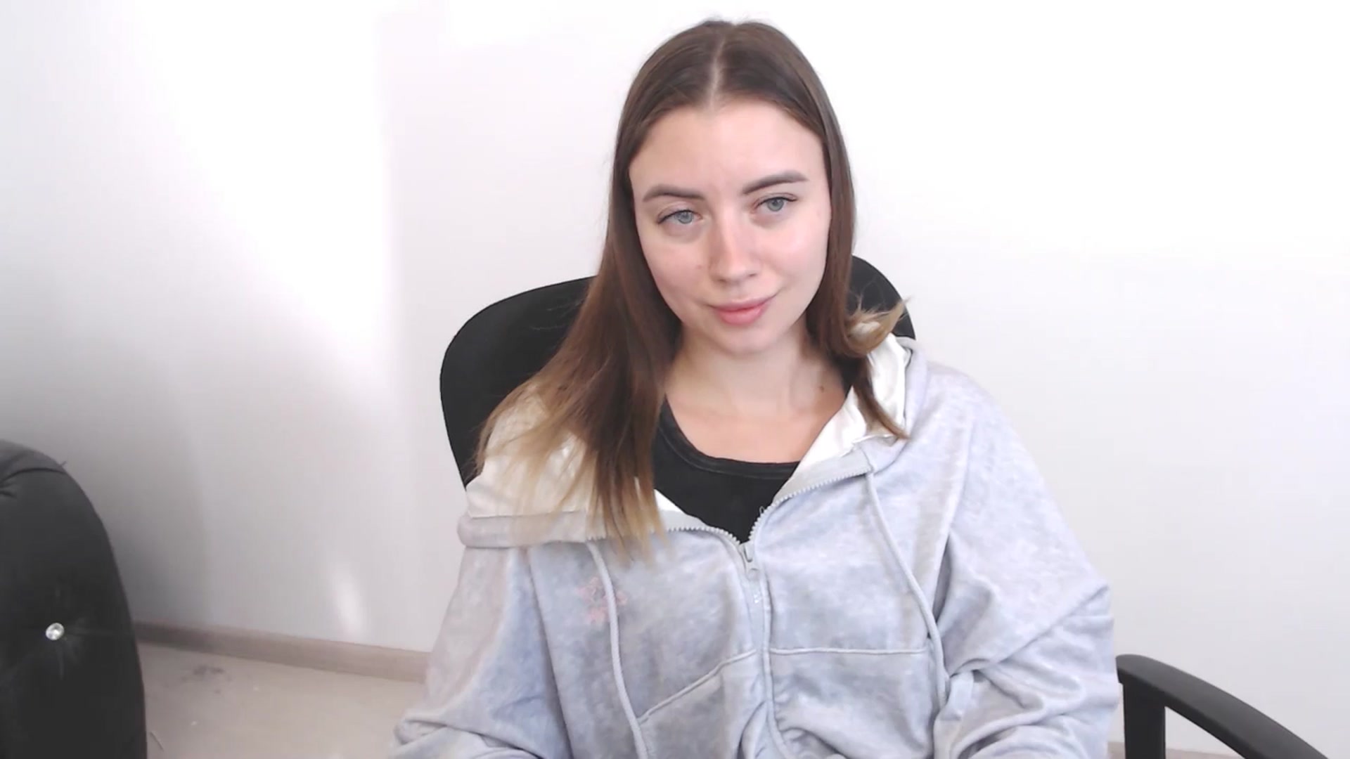 Gallery image thumbnail from Sulfate0's myfreecams stream on, 11/26/2025, 11:45 image 14 of 20