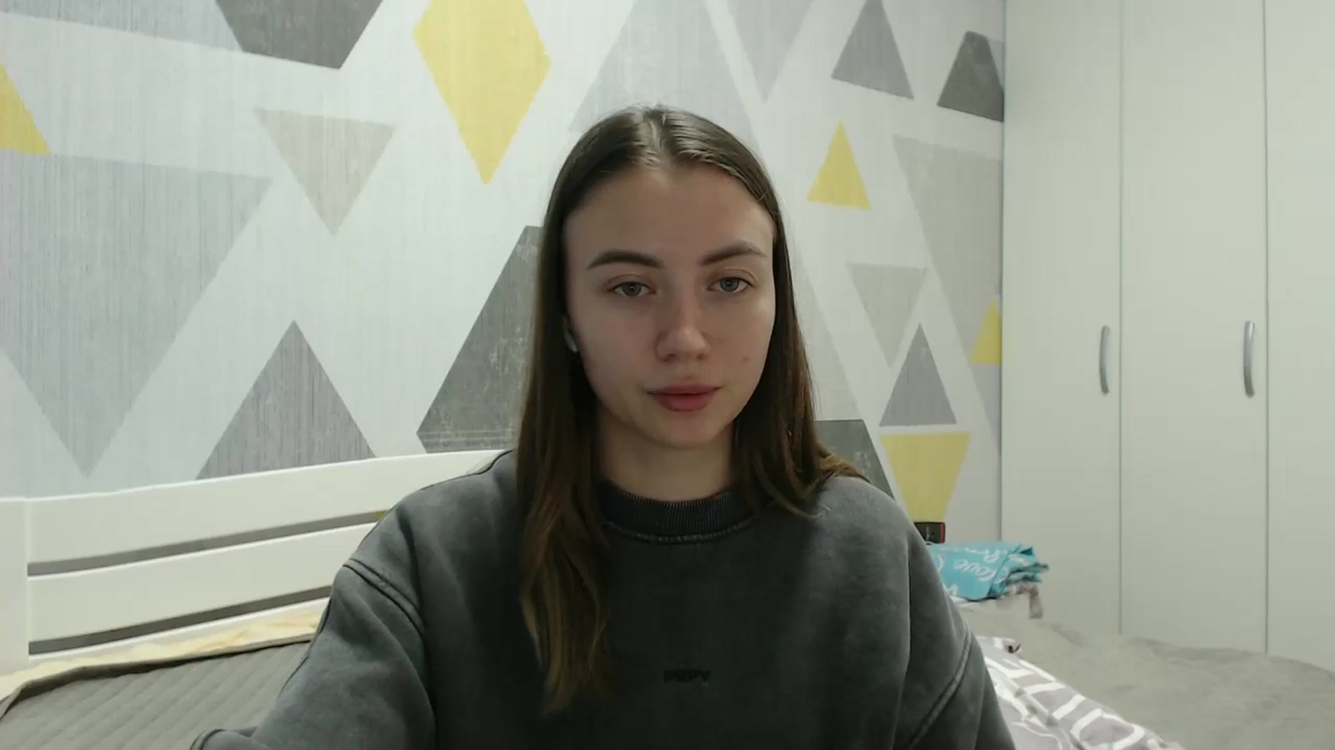 Gallery image thumbnail from Sulfate0's myfreecams stream on, 11/28/2025, 09:01 image 16 of 20