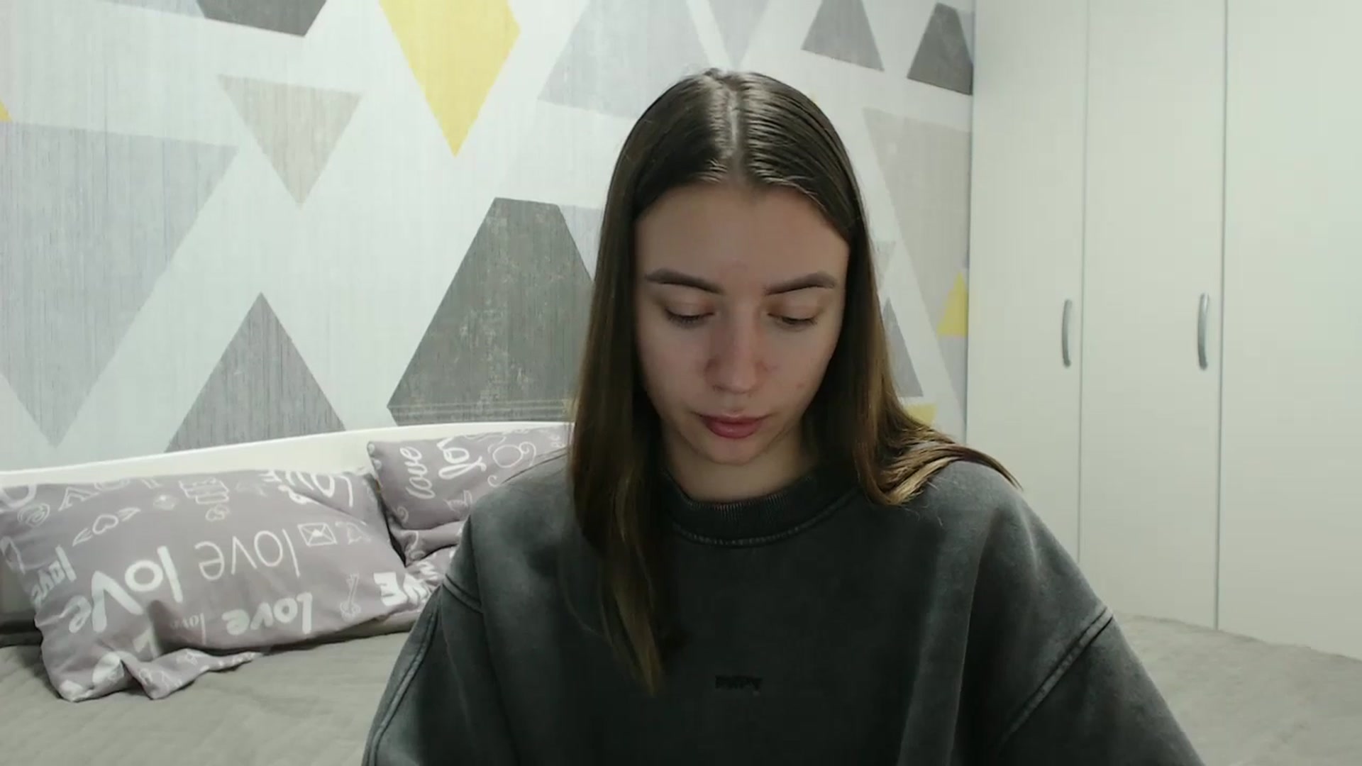 Gallery image thumbnail from Sulfate0's myfreecams stream on, 11/28/2025, 11:16 image 10 of 20