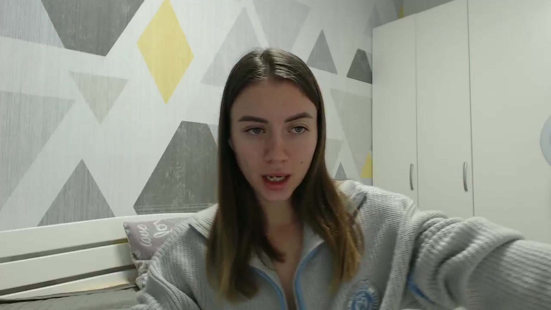 Gallery image thumbnail from Sulfate0's myfreecams stream on, 12/01/2025, 10:28 image 7 of 20