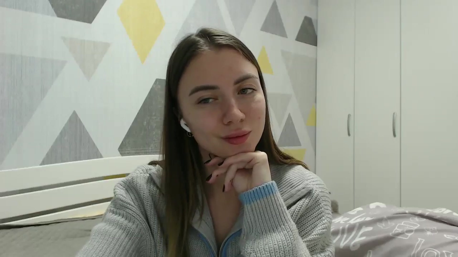 Gallery image thumbnail from Sulfate0's myfreecams stream on, 12/01/2025, 11:33 image 19 of 20