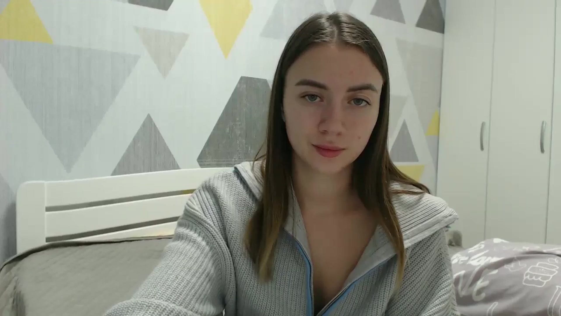Gallery image thumbnail from Sulfate0's myfreecams stream on, 12/01/2025, 12:29 image 15 of 20