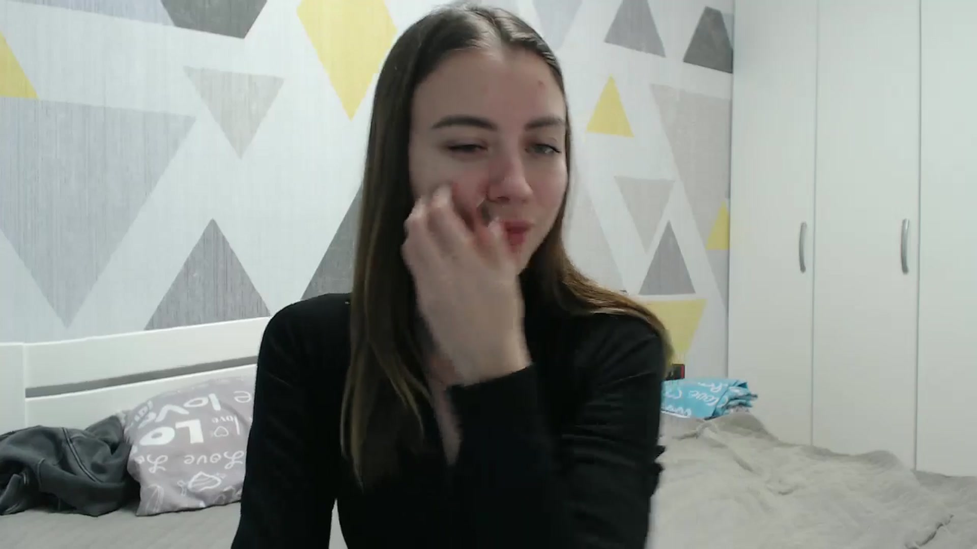 Gallery image thumbnail from Sulfate0's myfreecams stream on, 12/04/2025, 10:16 image 12 of 20