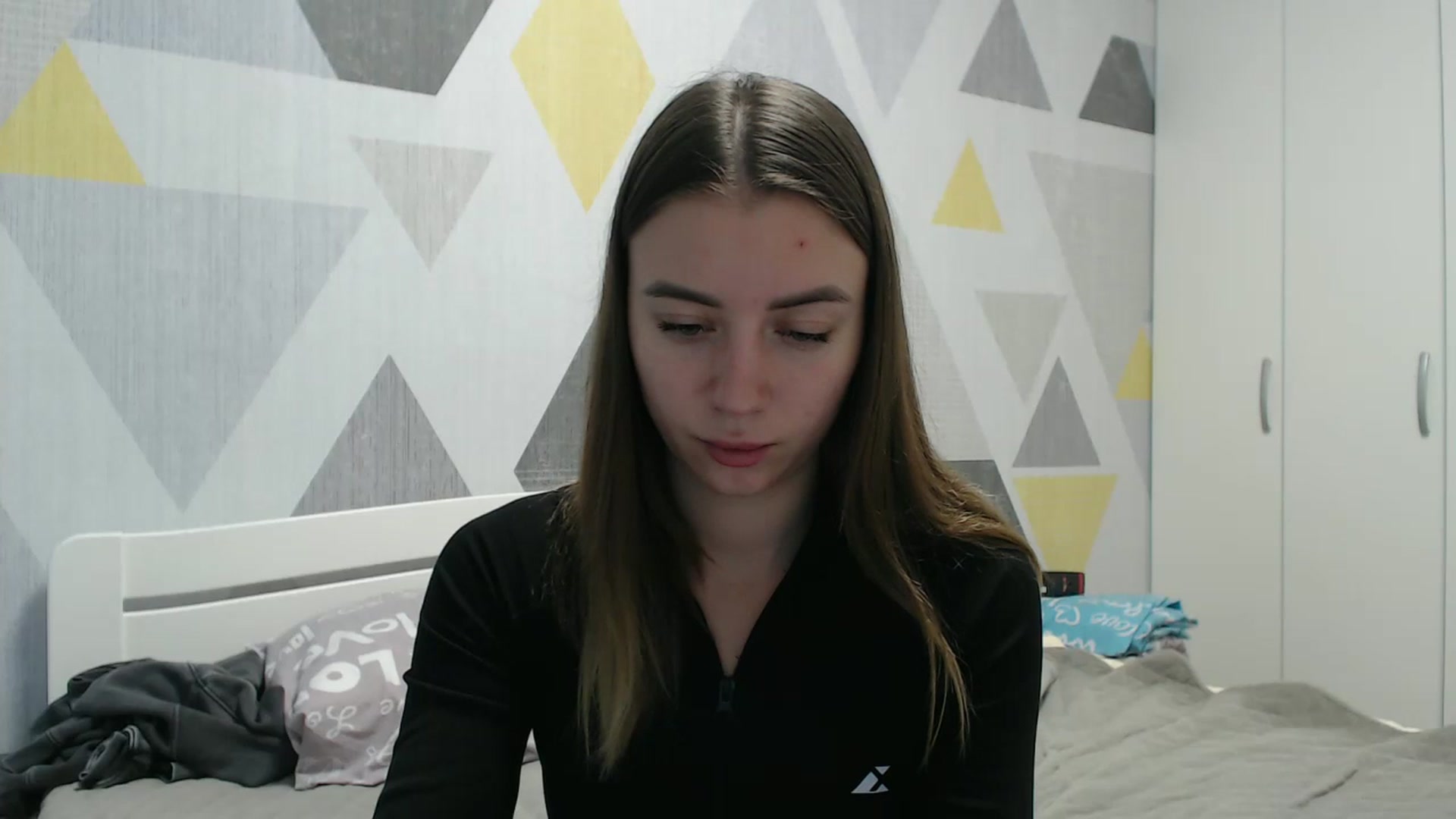 Gallery image thumbnail from Sulfate0's myfreecams stream on, 12/04/2025, 11:37 image 2 of 20