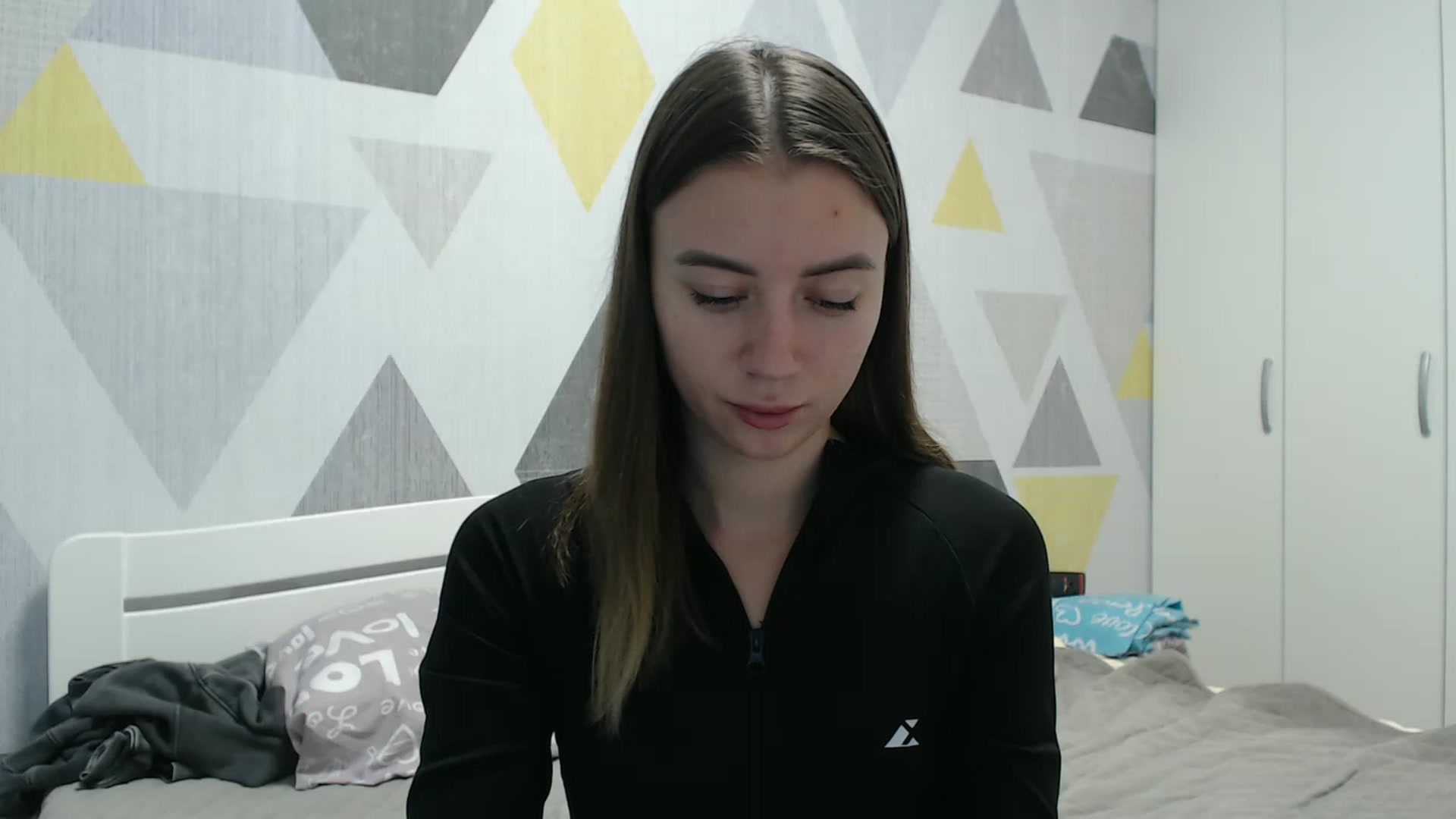 Gallery image thumbnail from Sulfate0's myfreecams stream on, 12/04/2025, 11:37 image 16 of 20