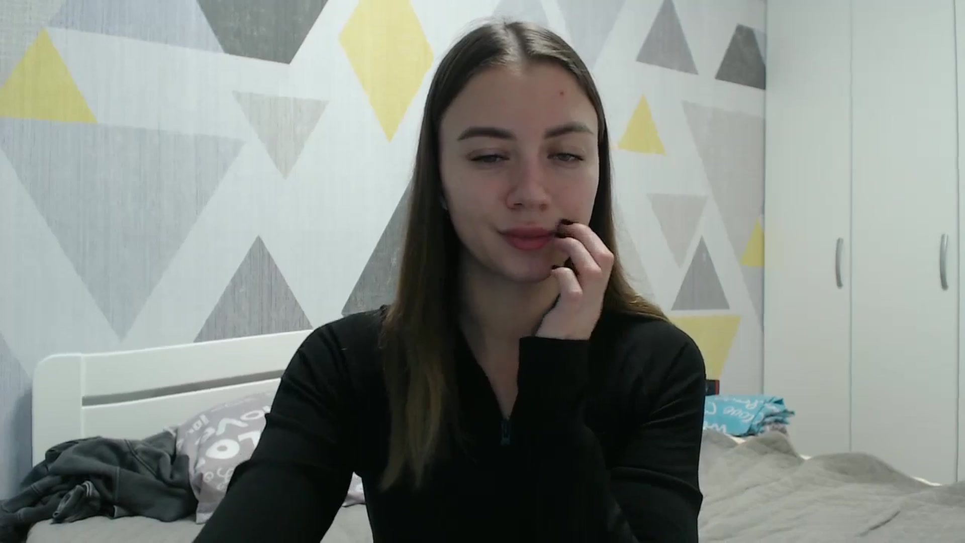 Gallery image thumbnail from Sulfate0's myfreecams stream on, 12/04/2025, 11:37 image 13 of 20