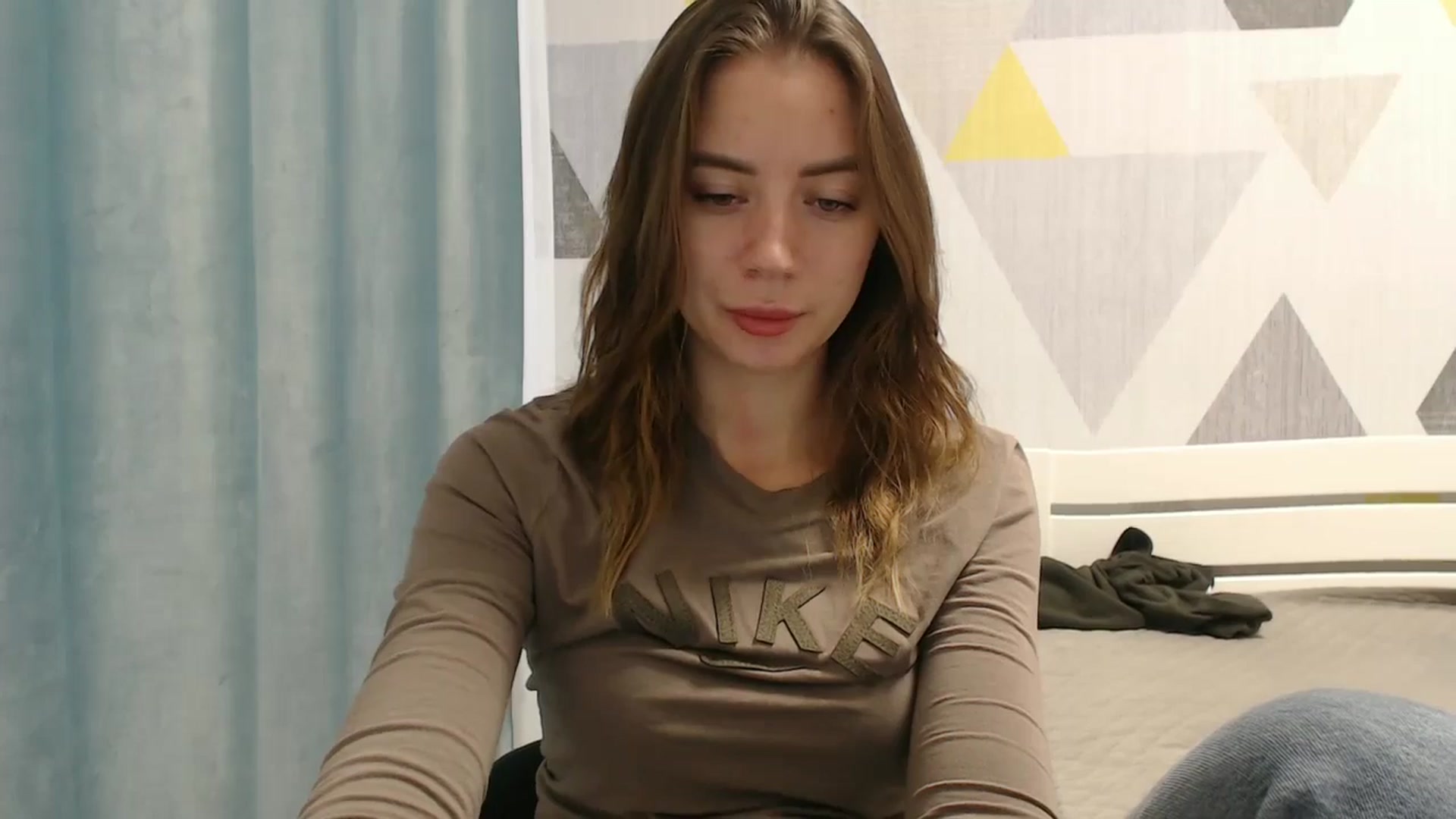 Gallery image thumbnail from Sulfate0's myfreecams stream on, 12/05/2025, 08:52 image 10 of 20