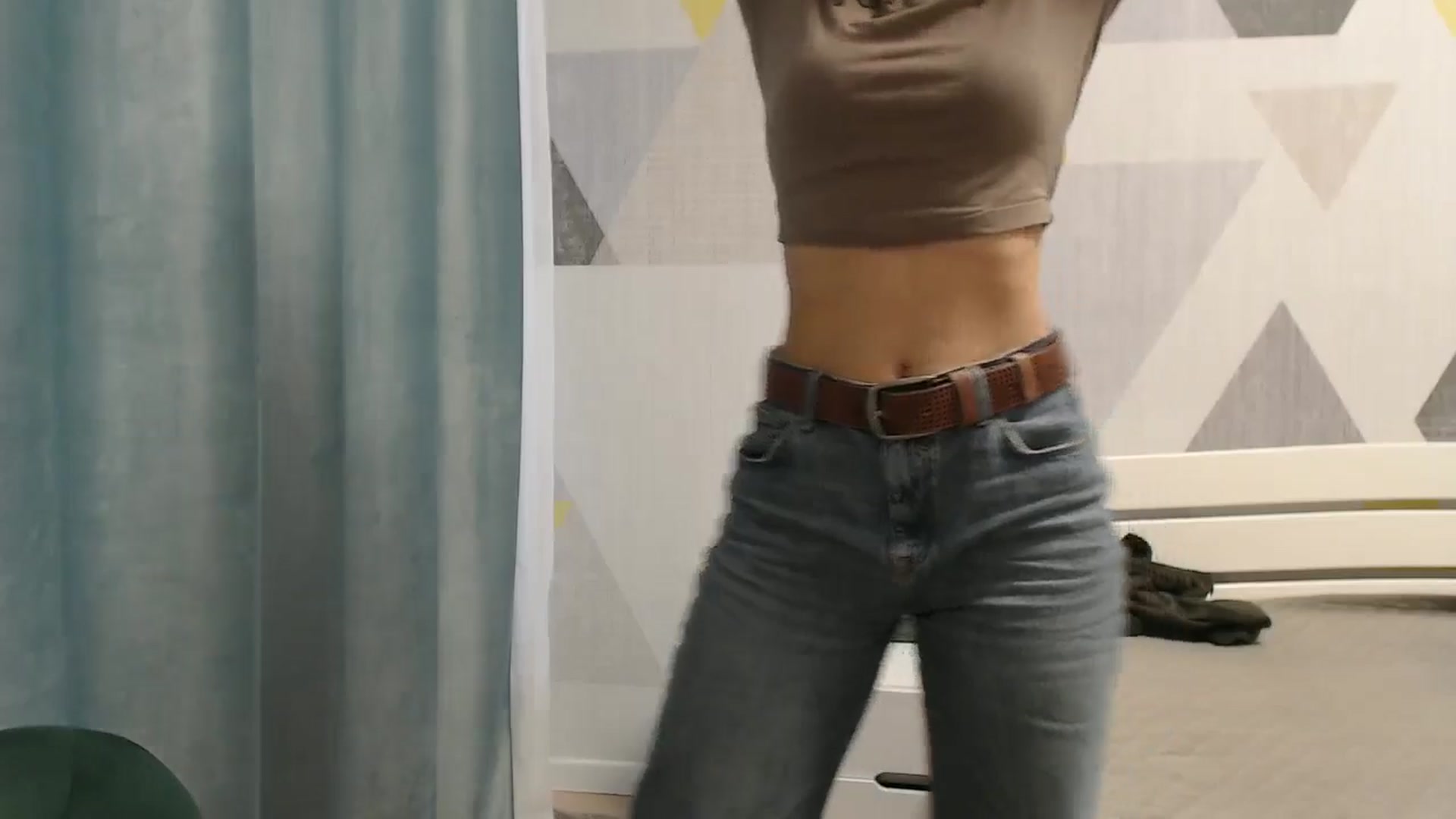 Gallery image thumbnail from Sulfate0's myfreecams stream on, 12/05/2025, 08:52 image 20 of 20
