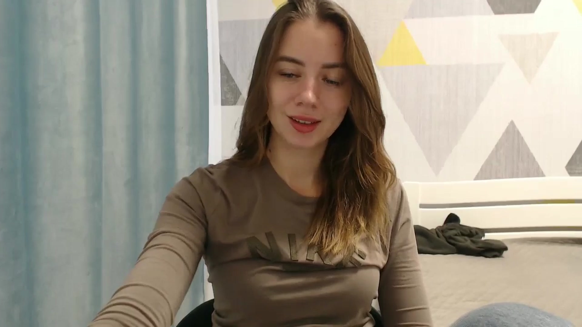 Gallery image thumbnail from Sulfate0's myfreecams stream on, 12/05/2025, 08:52 image 18 of 20