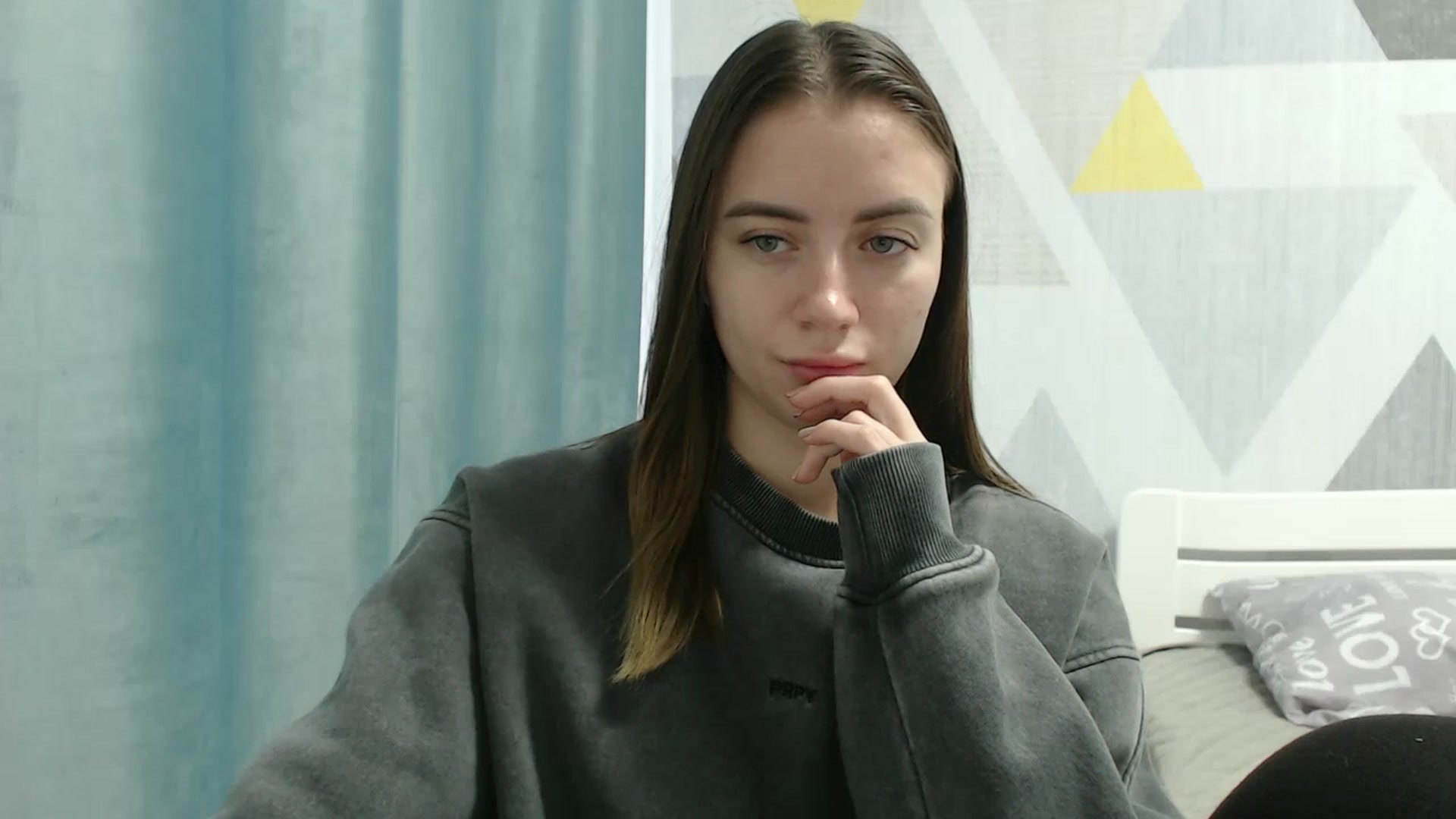 Gallery image thumbnail from Sulfate0's myfreecams stream on, 12/07/2025, 09:52 image 15 of 20