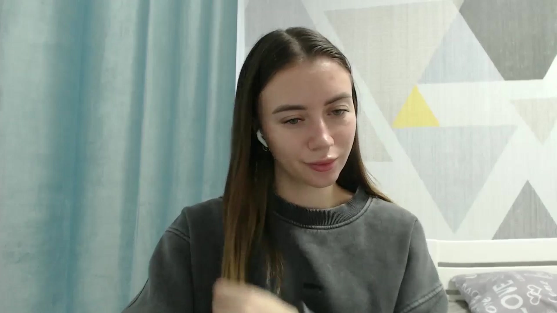 Gallery image thumbnail from Sulfate0's myfreecams stream on, 12/07/2025, 12:30 image 15 of 20