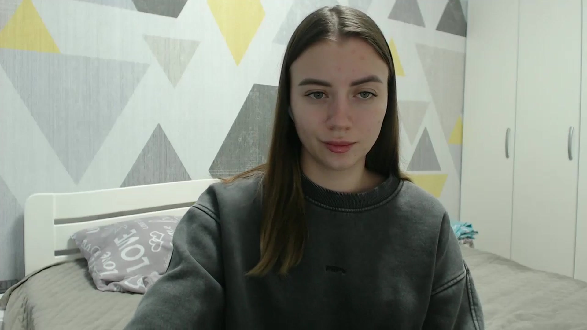 Gallery image thumbnail from Sulfate0's myfreecams stream on, 12/08/2025, 10:32 image 2 of 20