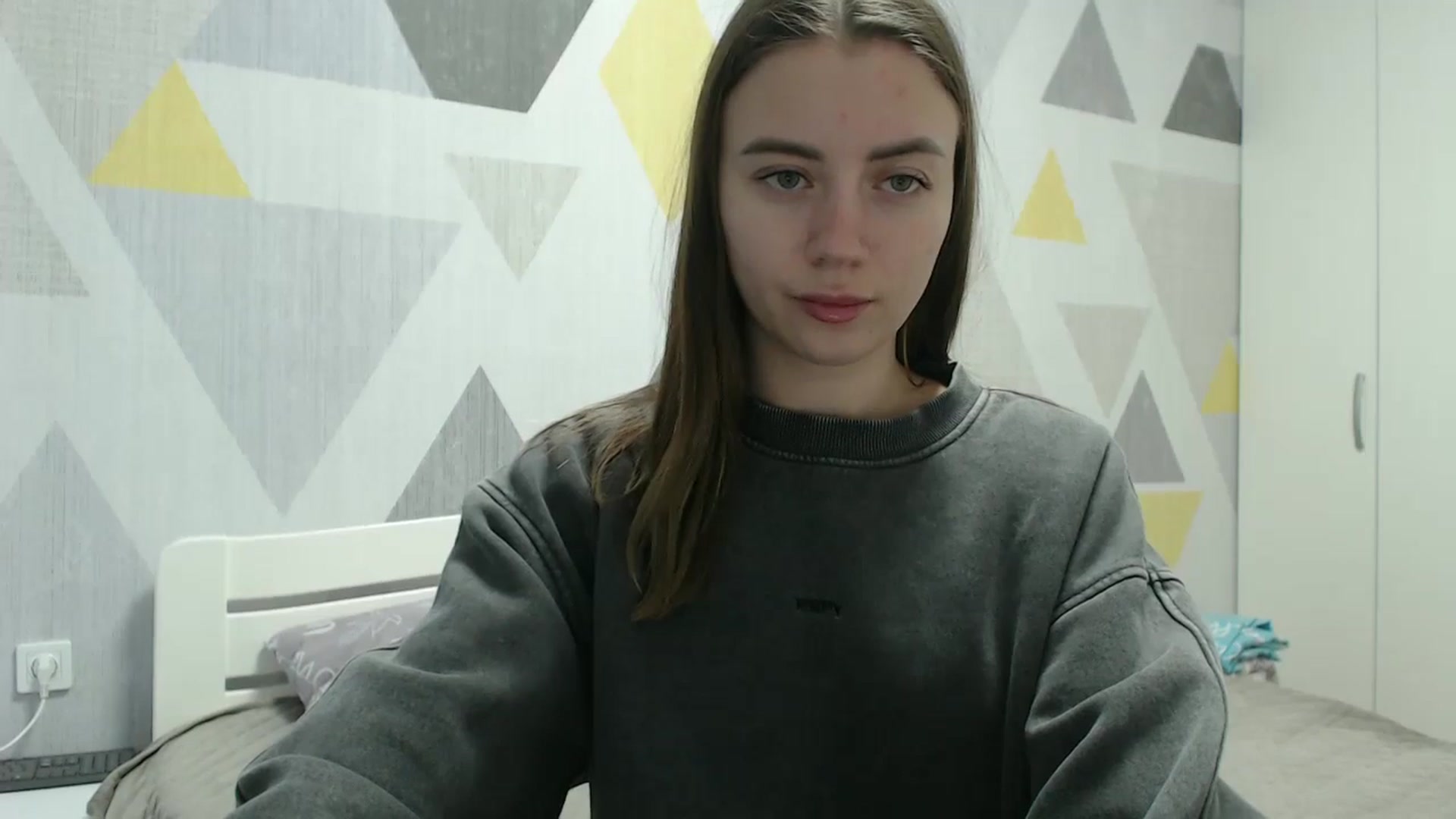 Gallery image thumbnail from Sulfate0's myfreecams stream on, 12/08/2025, 10:32 image 5 of 20
