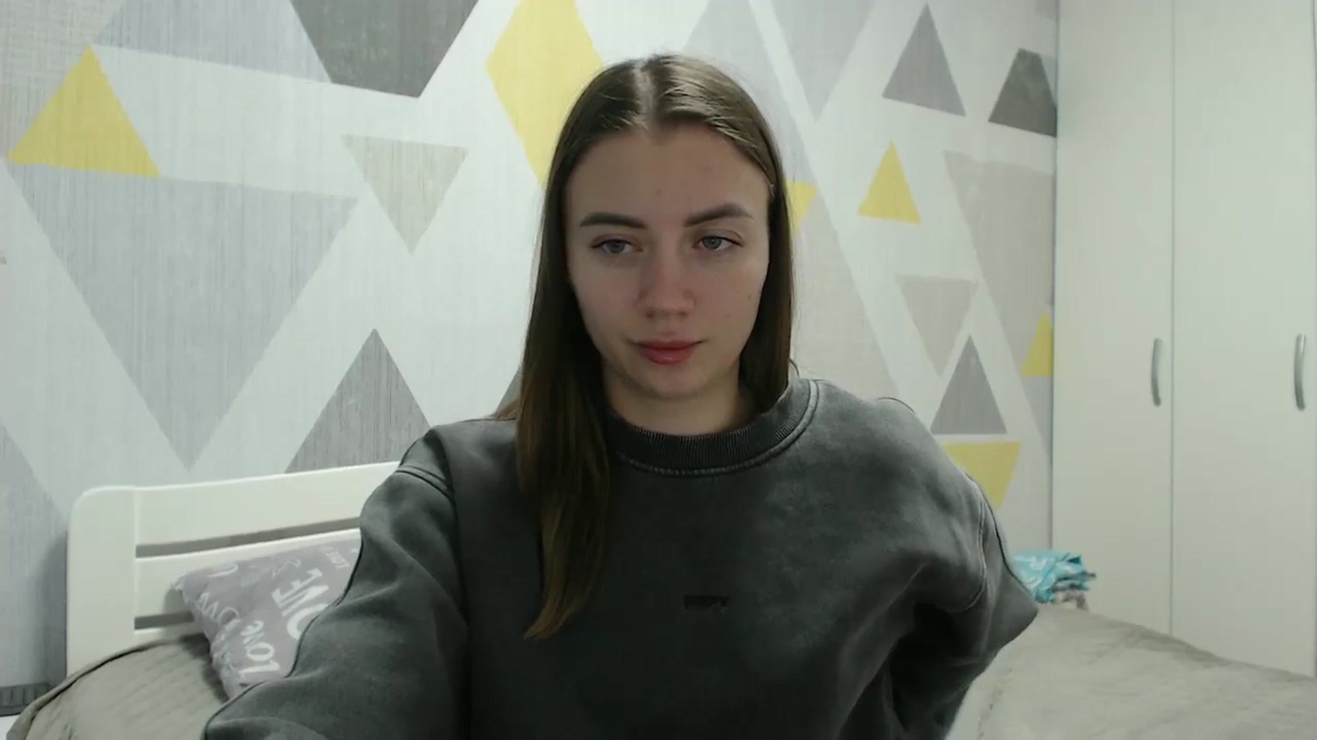 Gallery image thumbnail from Sulfate0's myfreecams stream on, 12/08/2025, 10:32 image 9 of 20