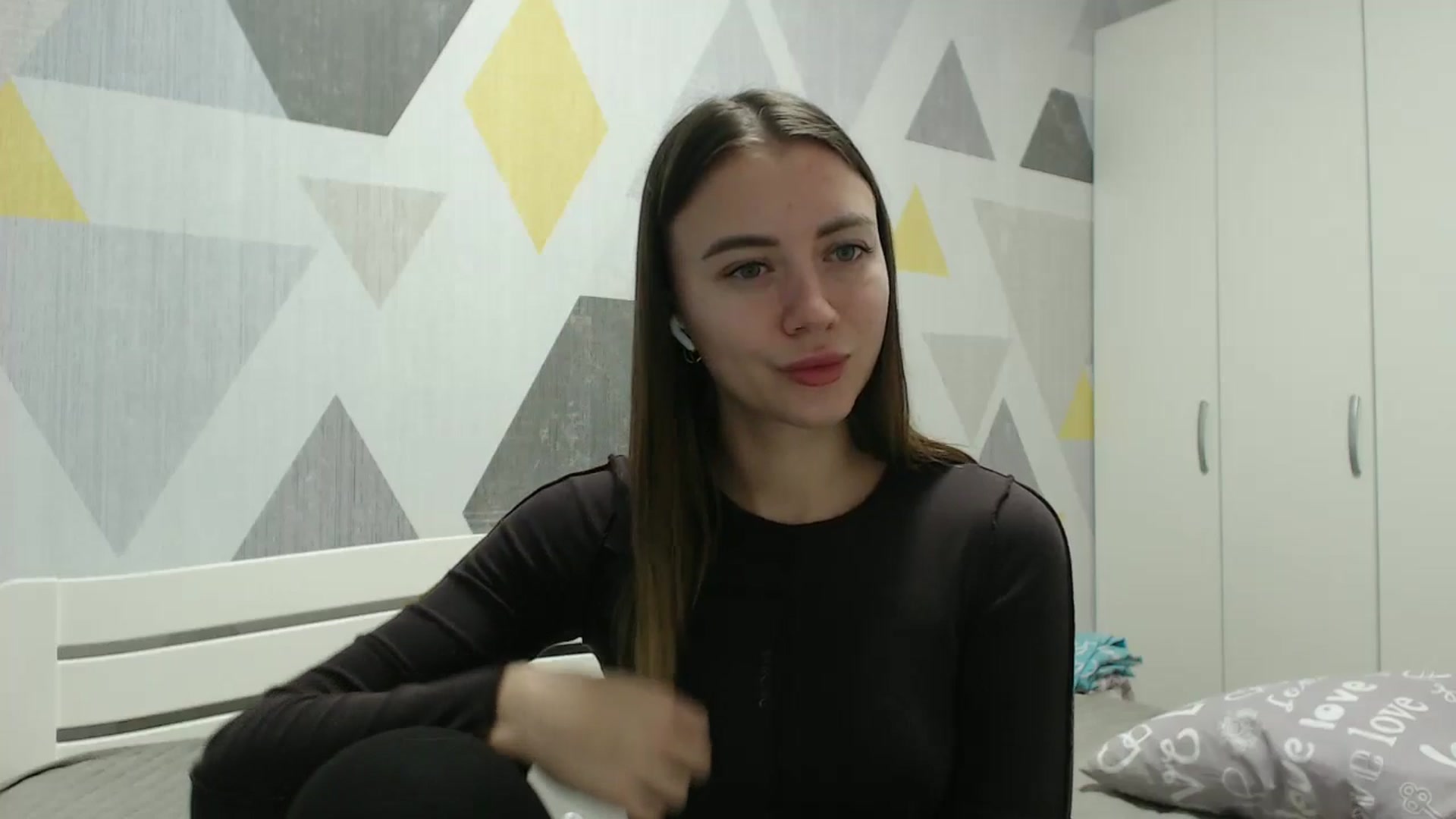 Gallery image thumbnail from Sulfate0's myfreecams stream on, 12/09/2025, 10:08 image 19 of 20