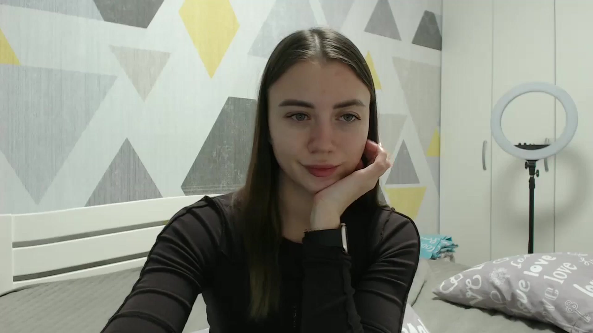 Gallery image thumbnail from Sulfate0's myfreecams stream on, 12/09/2025, 12:24 image 4 of 20